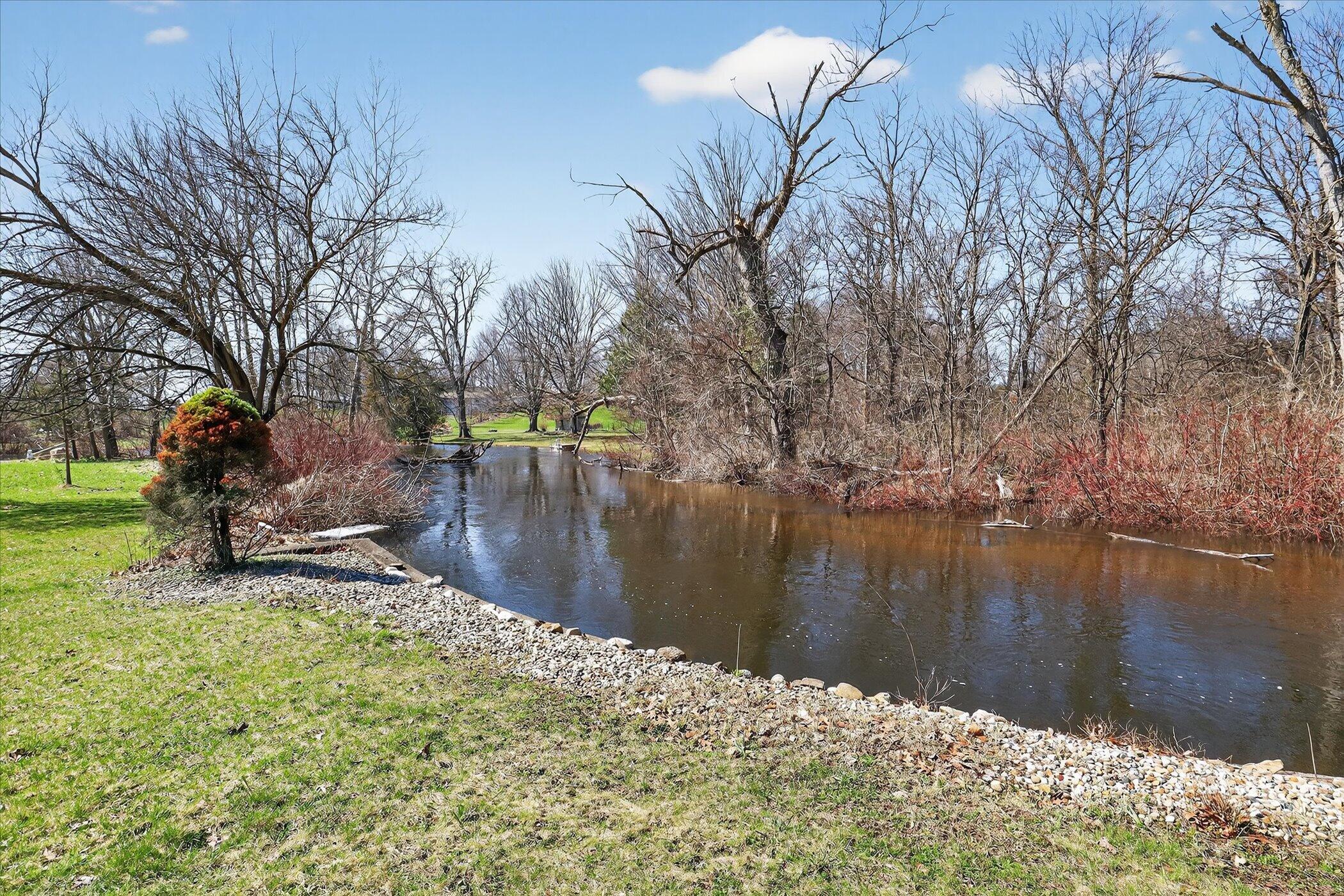 70506 Sunrise Drive Edwardsburg MI 49112