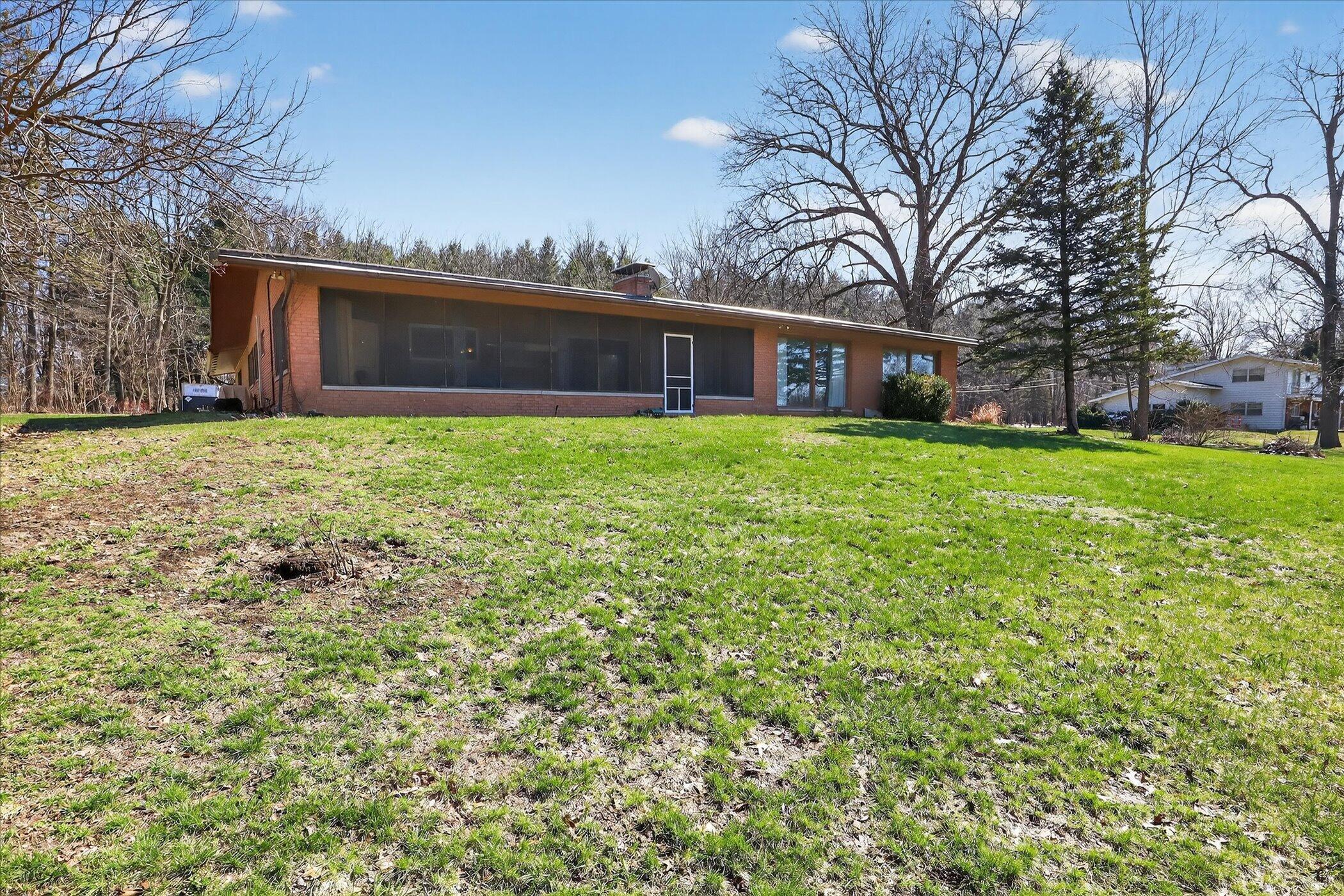 70506 Sunrise Drive Edwardsburg MI 49112