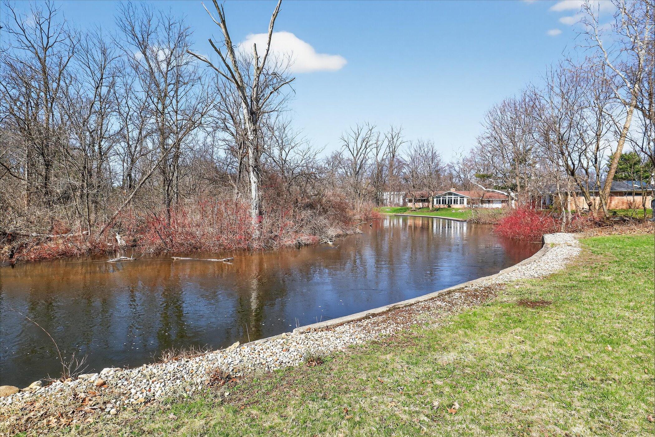 70506 Sunrise Drive Edwardsburg MI 49112