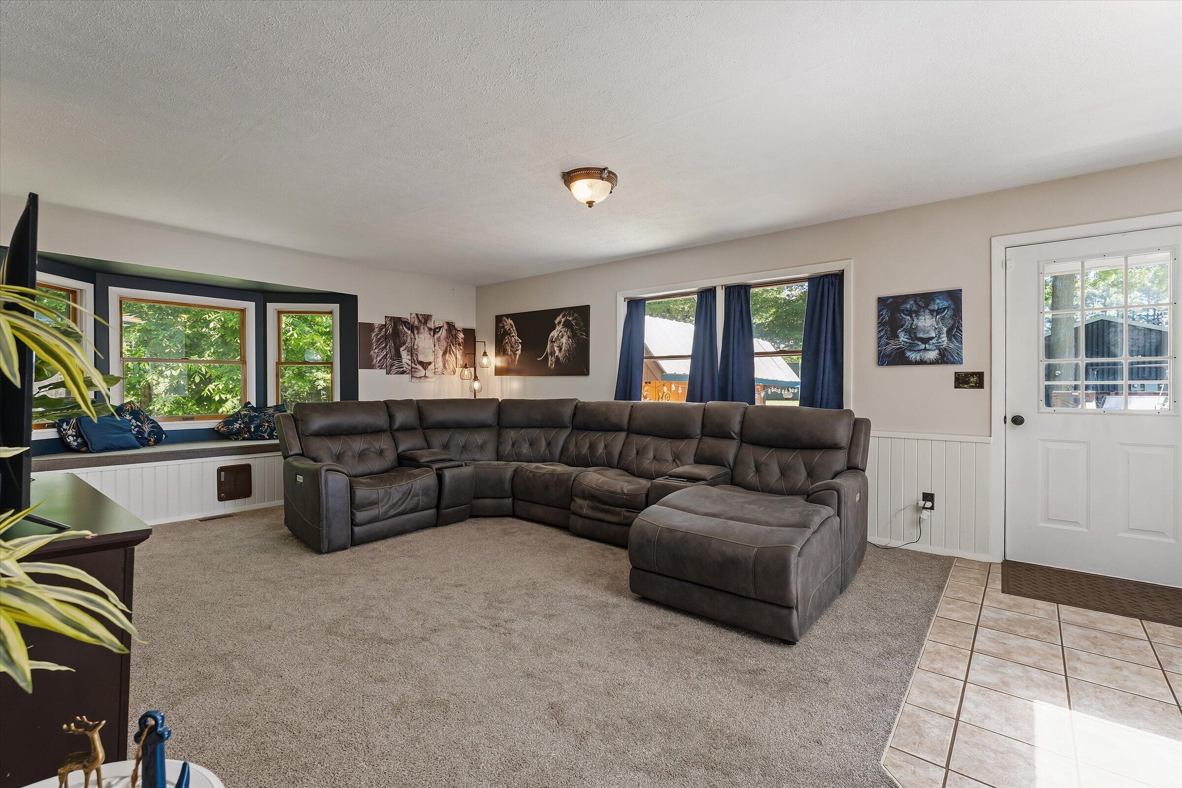 22420 Mckenzie Street Dowagiac MI 49047