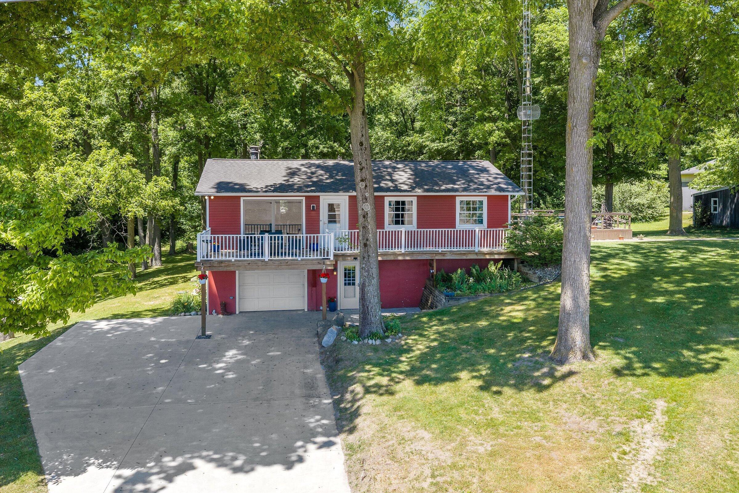 22420 Mckenzie Street Dowagiac MI 49047