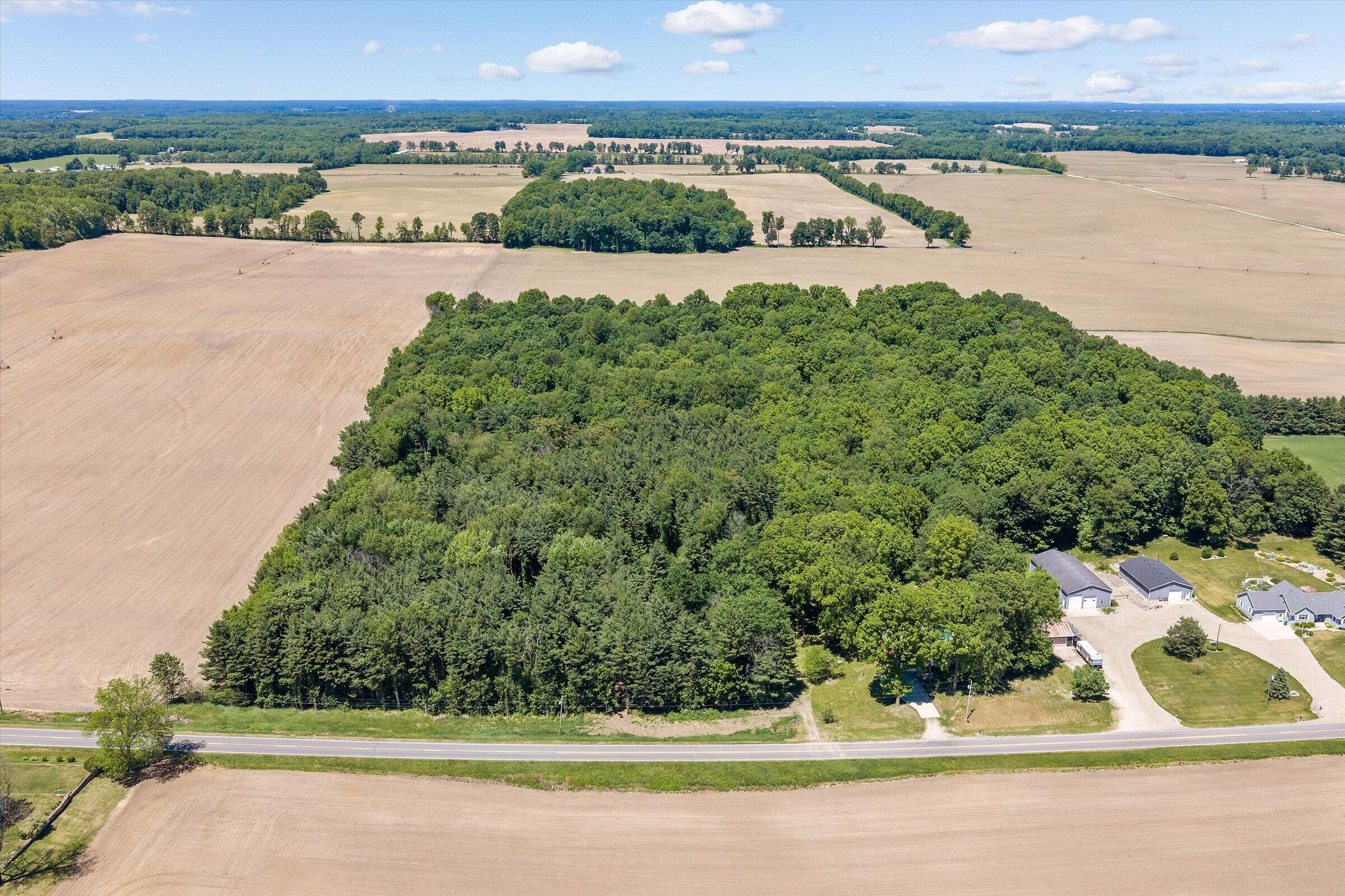 22420 Mckenzie Street Dowagiac MI 49047