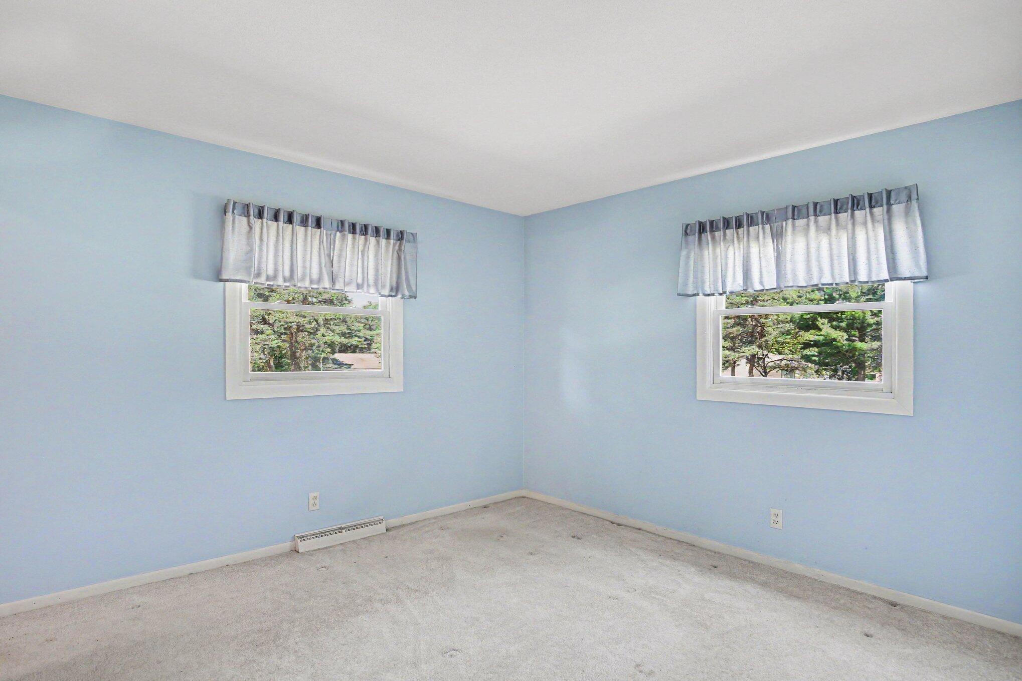 9941 Courtland Drive NE Rockford MI 49341