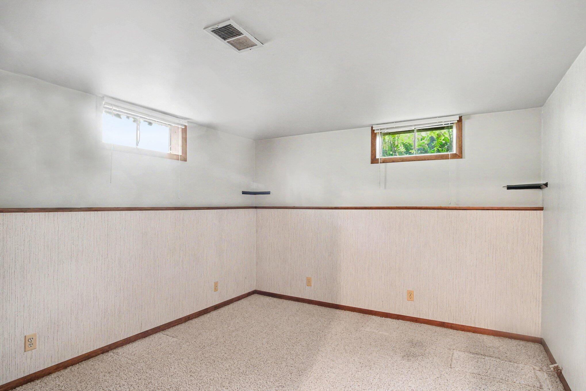 9941 Courtland Drive NE Rockford MI 49341