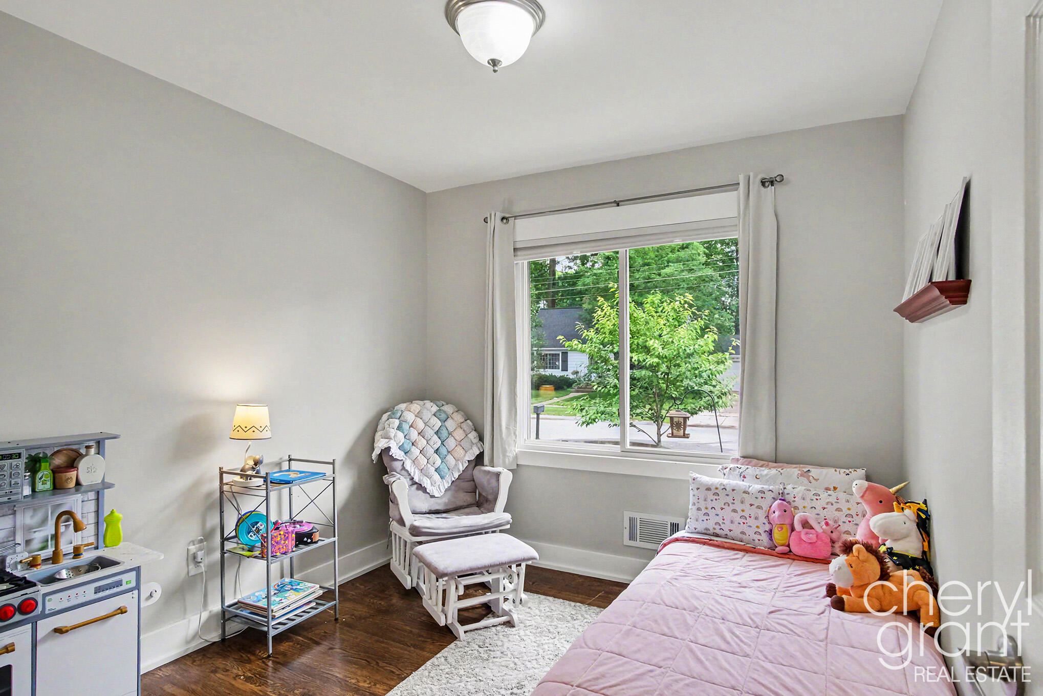 4631 Carrick Avenue SE Grand Rapids MI 49508