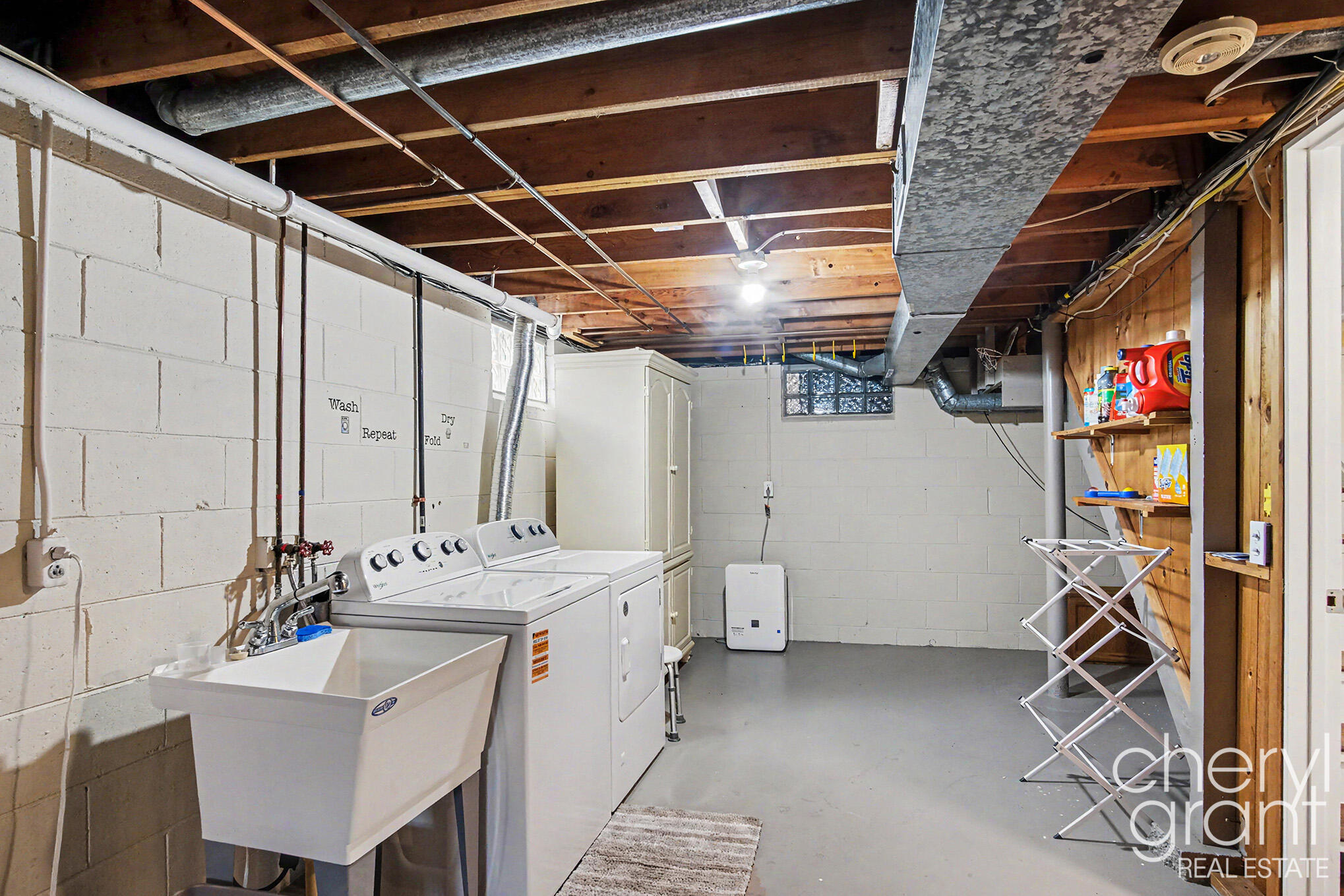 4631 Carrick Avenue SE Grand Rapids MI 49508