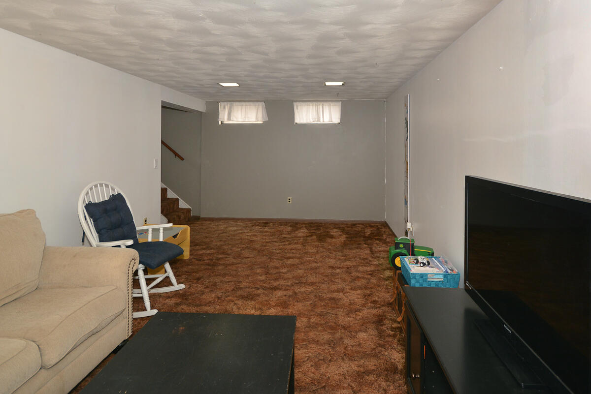 4106 Mount Olivet Road Kalamazoo MI 49004