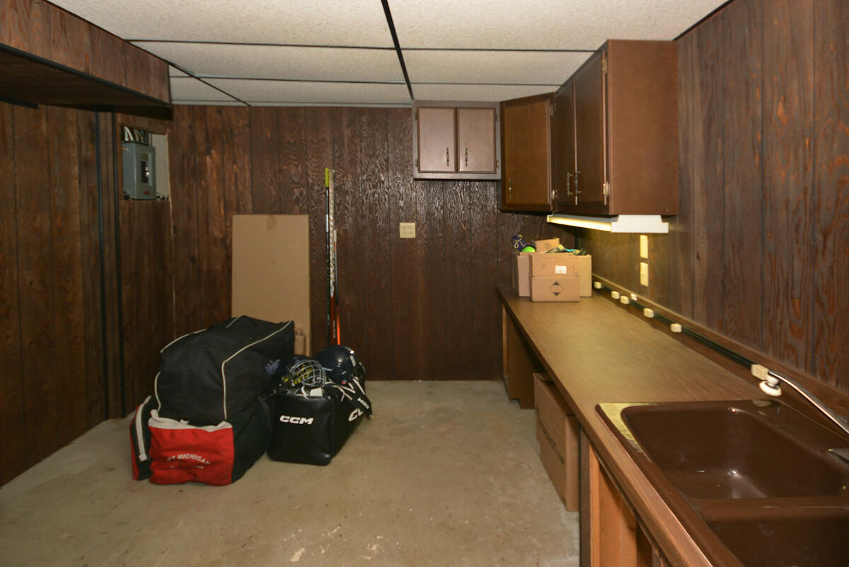 4106 Mount Olivet Road Kalamazoo MI 49004