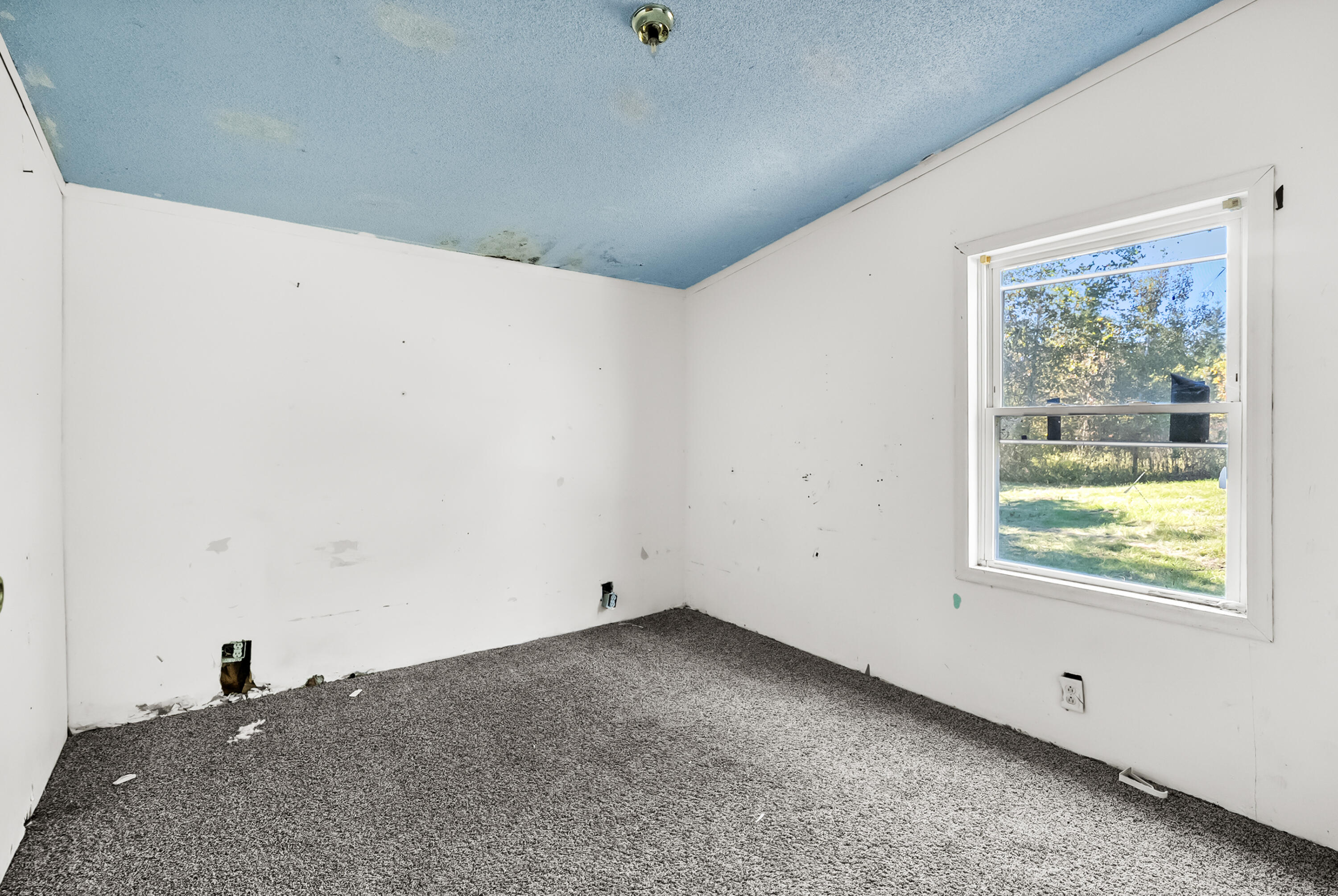 2740 111th Avenue Allegan MI 49010