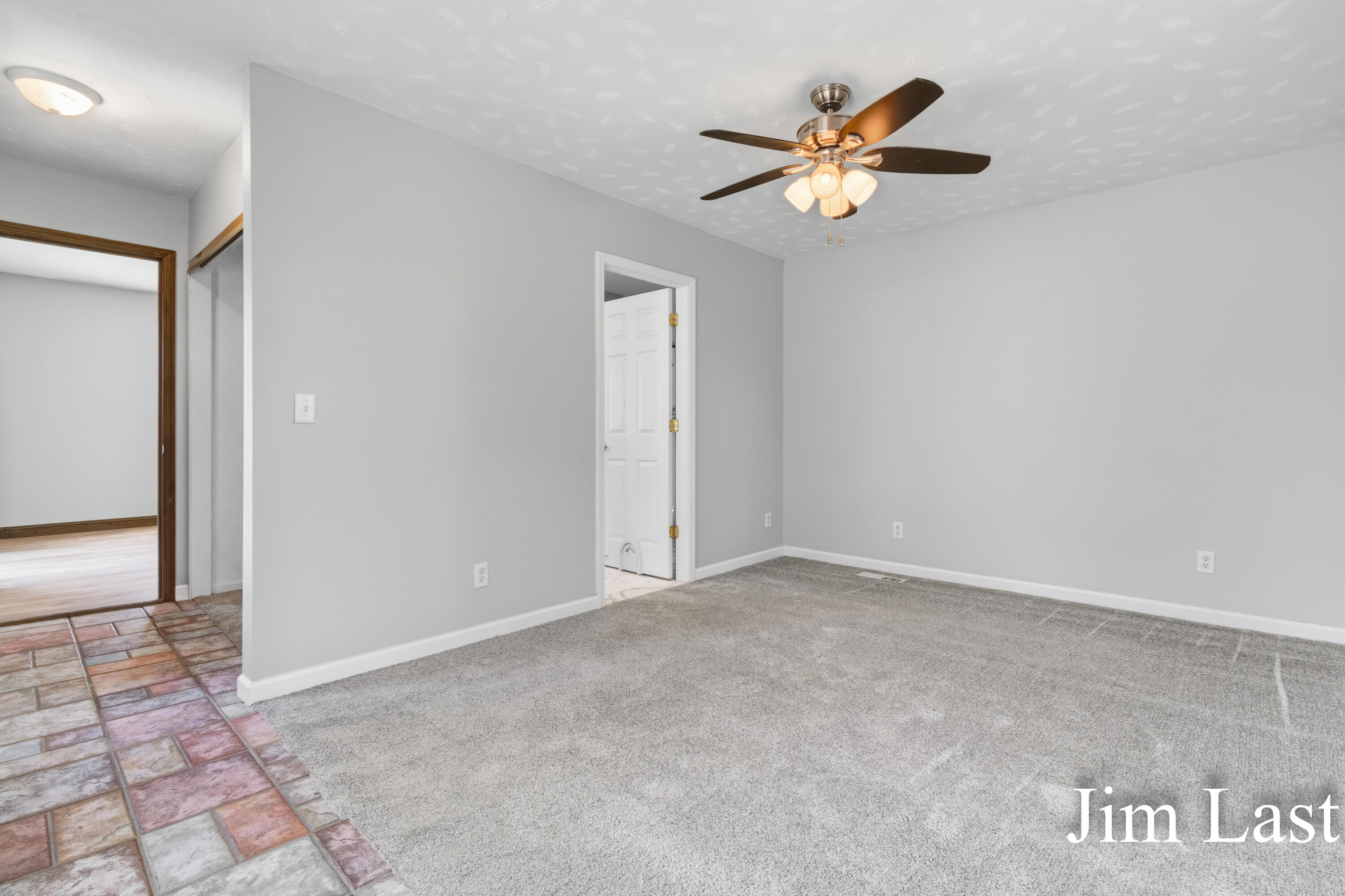 933 Barbara Street NW Grand Rapids MI 49544