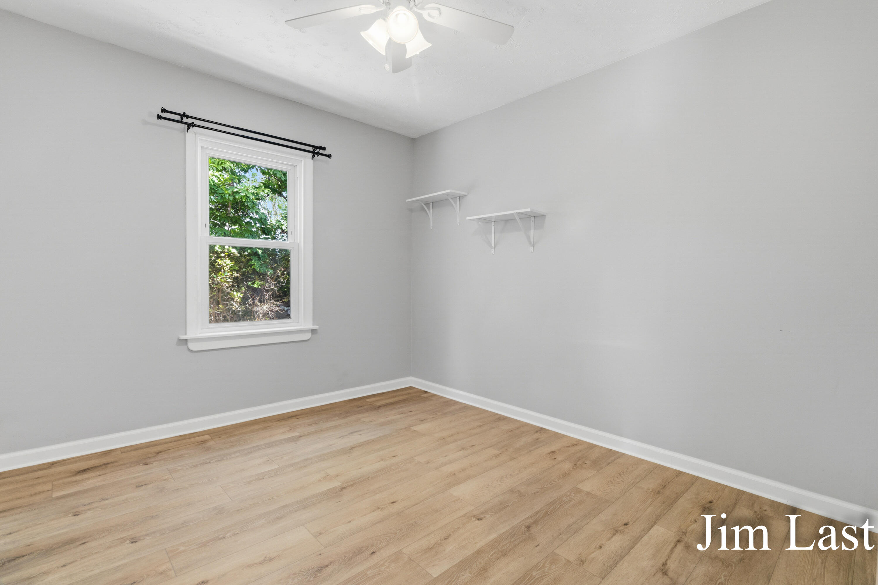 933 Barbara Street NW Grand Rapids MI 49544