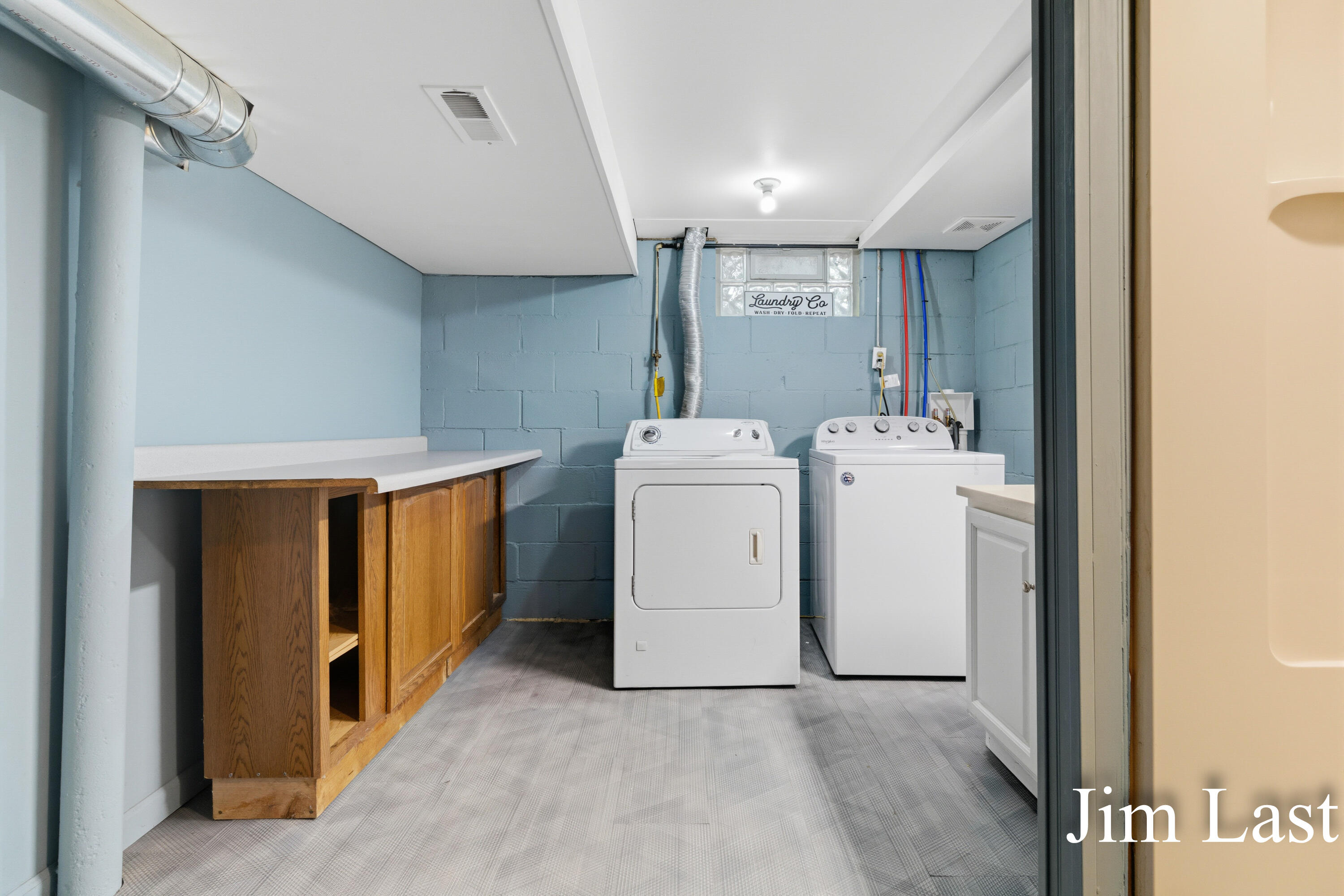 933 Barbara Street NW Grand Rapids MI 49544