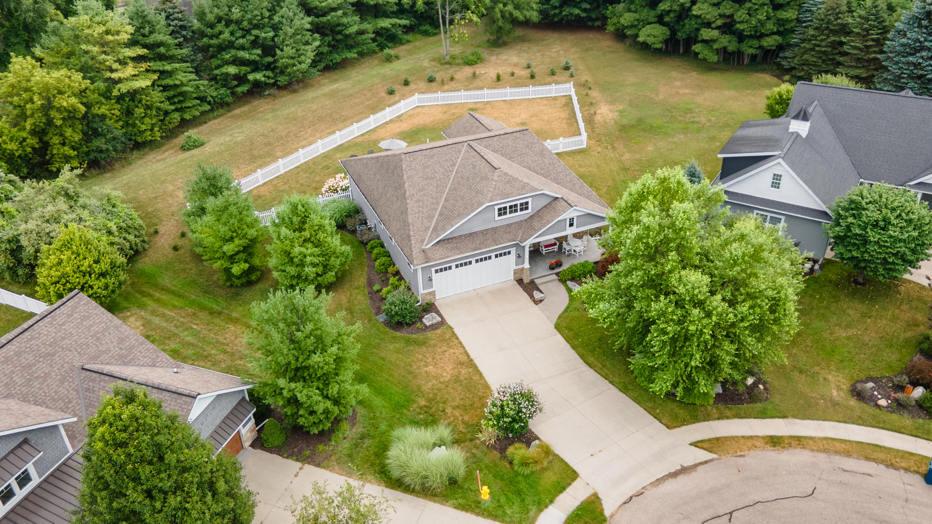 341 Parkside Lane Douglas MI 49406