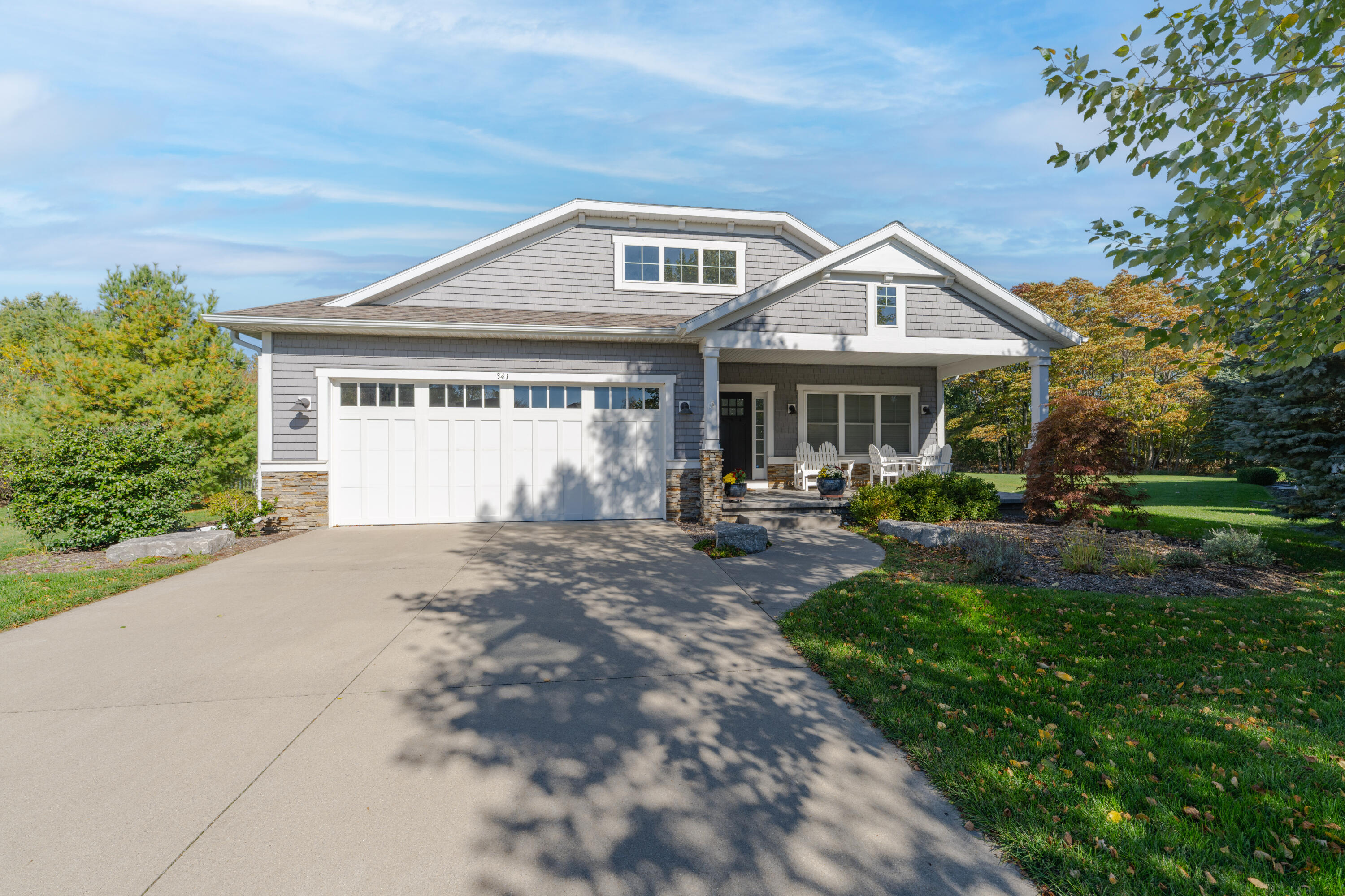341 Parkside Lane Douglas MI 49406