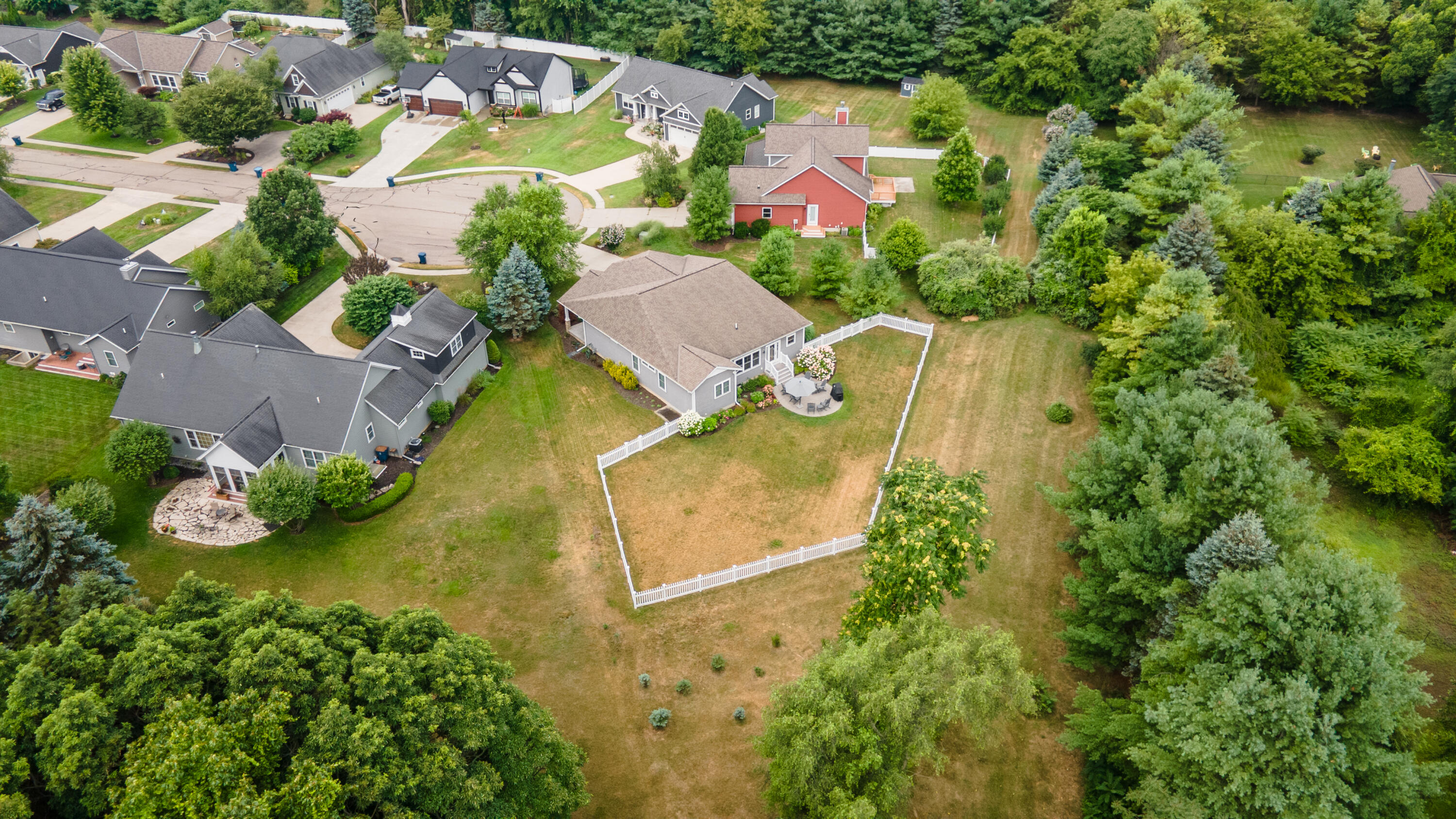 341 Parkside Lane Douglas MI 49406