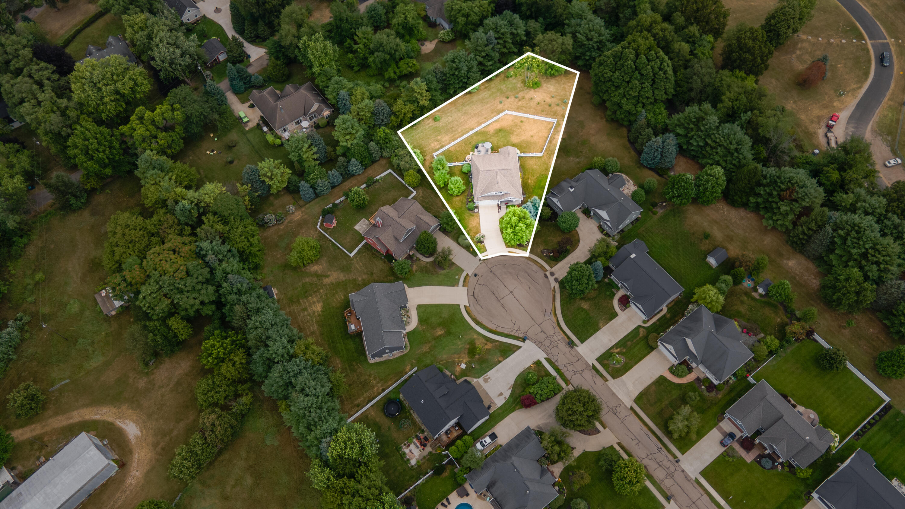 341 Parkside Lane Douglas MI 49406