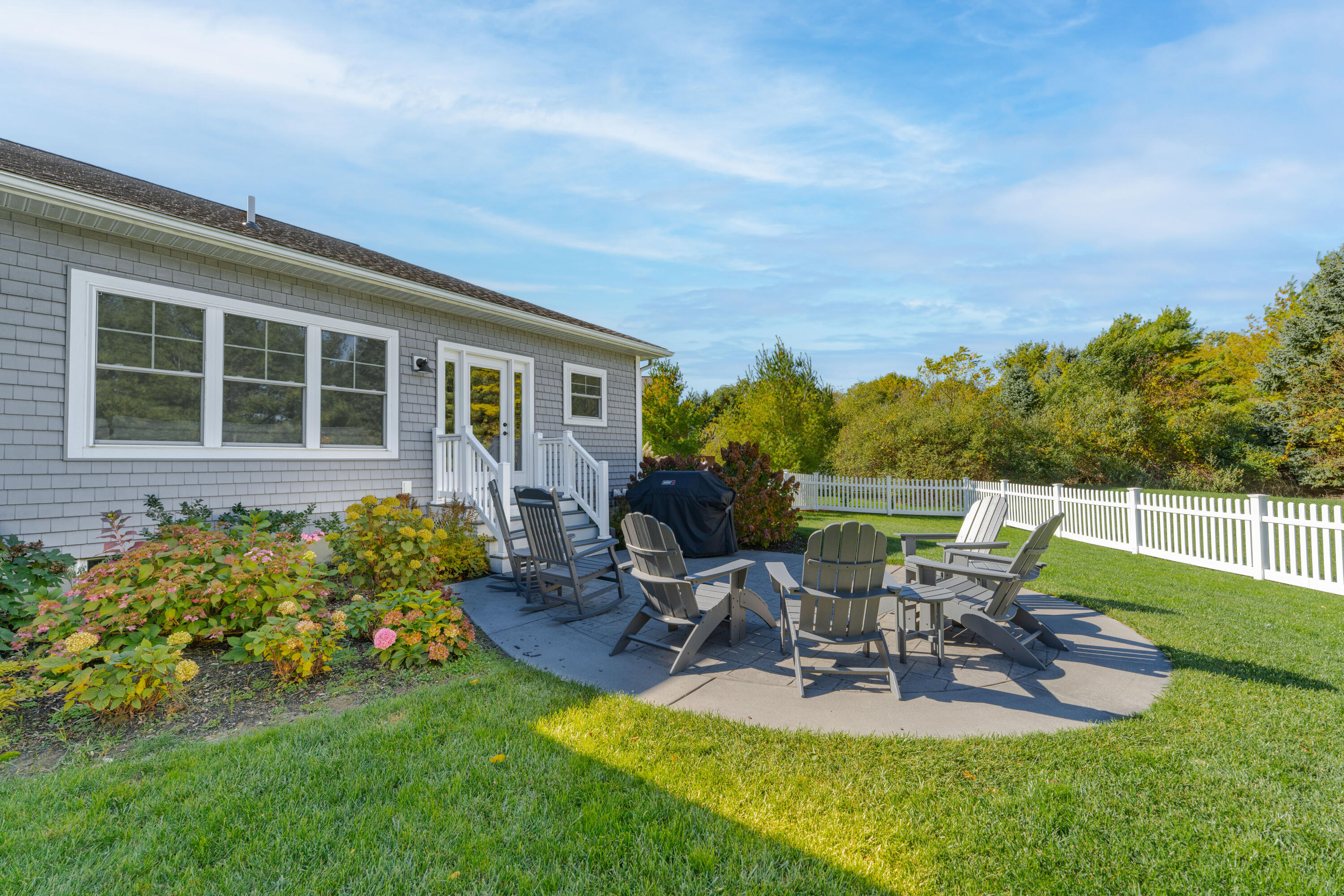 341 Parkside Lane Douglas MI 49406