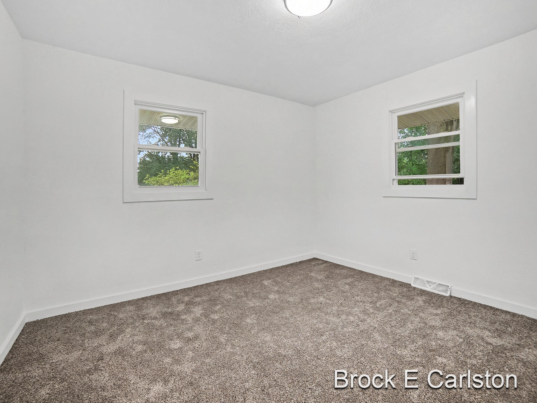 1288 Aspacia Street Muskegon MI 49445