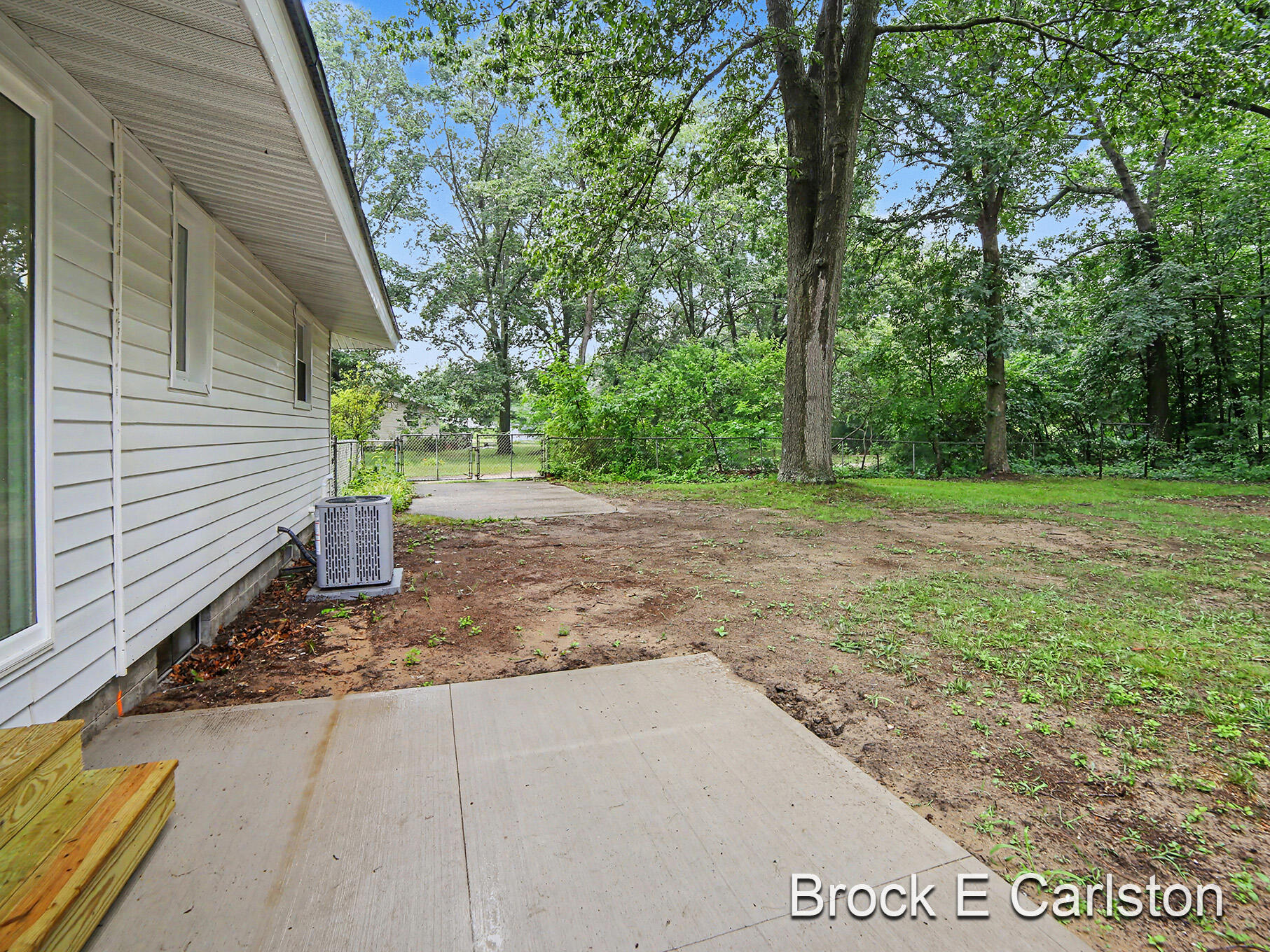 1288 Aspacia Street Muskegon MI 49445