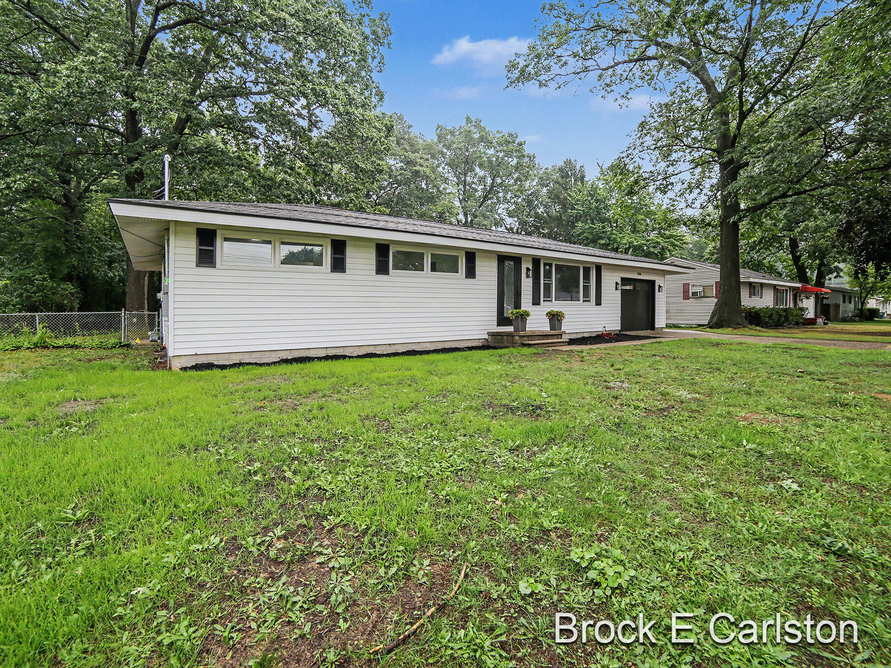 1288 Aspacia Street Muskegon MI 49445