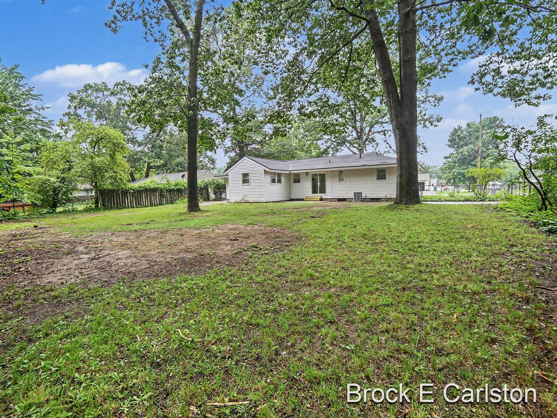 1288 Aspacia Street Muskegon MI 49445