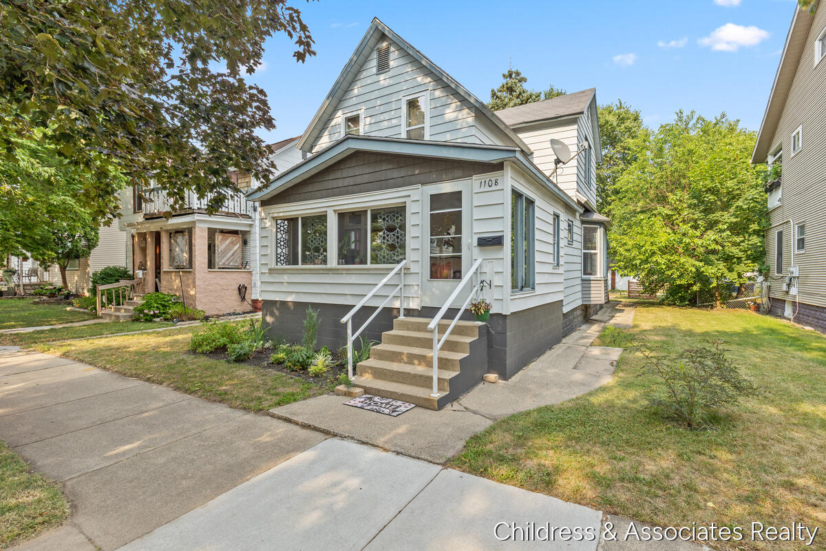 1108 Widdicomb Avenue NW Grand Rapids MI 49504