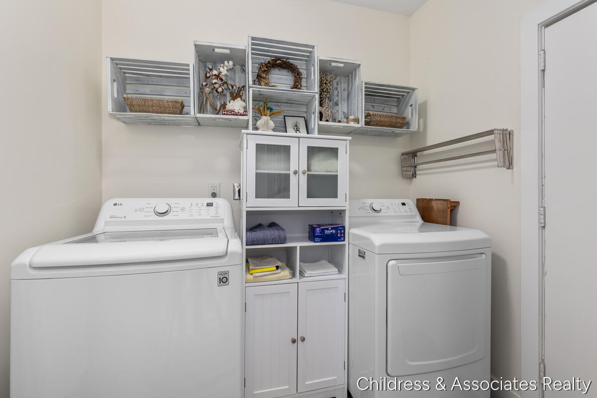 1108 Widdicomb Avenue NW Grand Rapids MI 49504