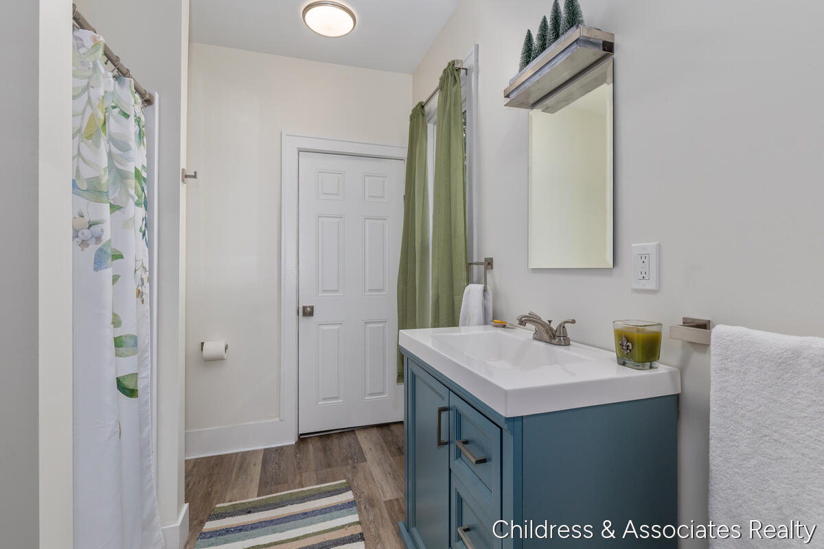 1108 Widdicomb Avenue NW Grand Rapids MI 49504