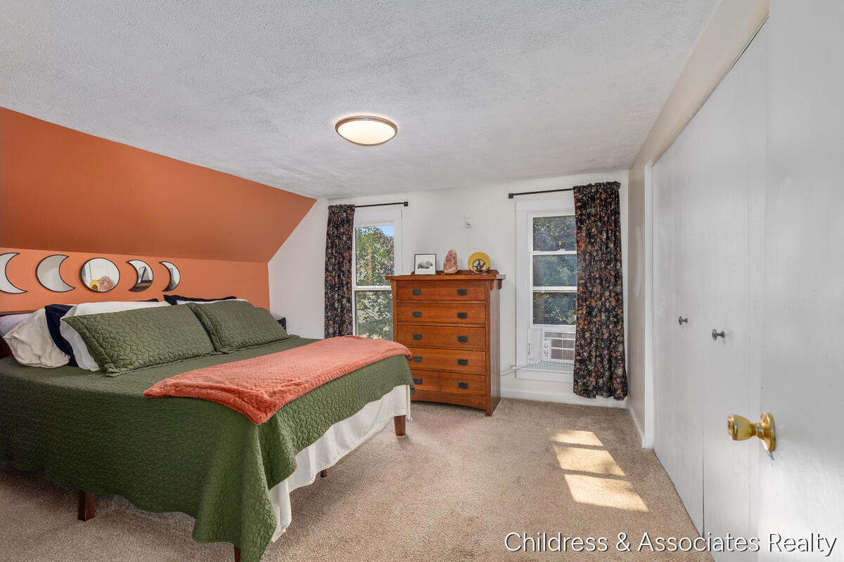 1108 Widdicomb Avenue NW Grand Rapids MI 49504