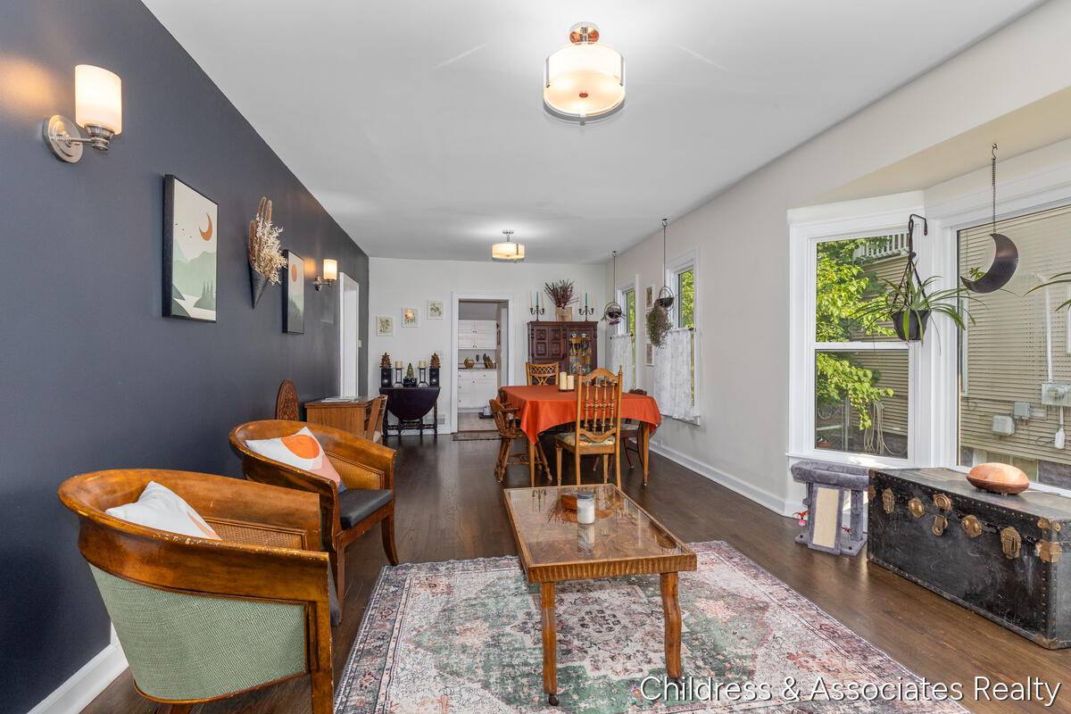 1108 Widdicomb Avenue NW Grand Rapids MI 49504