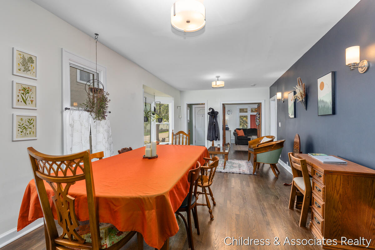 1108 Widdicomb Avenue NW Grand Rapids MI 49504