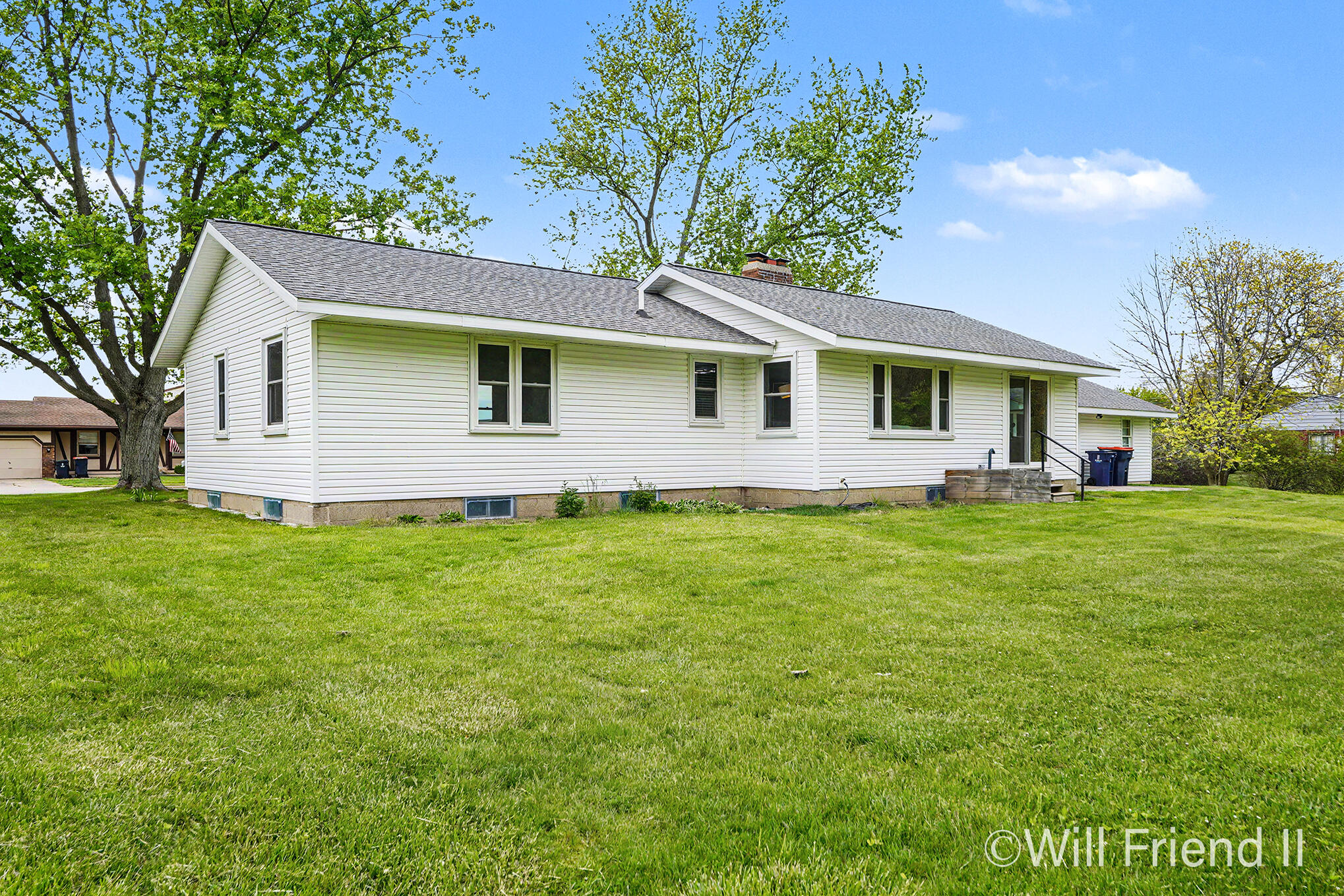 319 Country Club Road Holland MI 49424