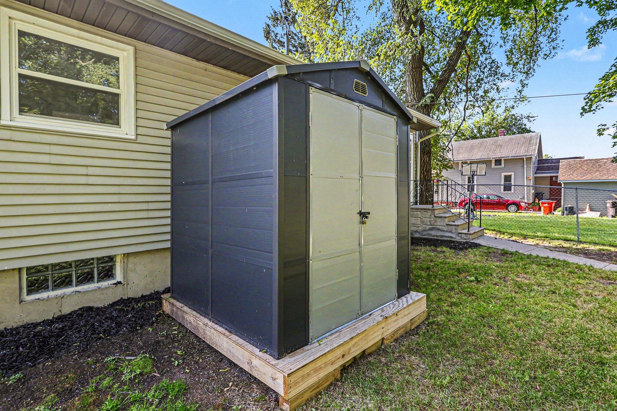 1166 Hurd Avenue Benton Harbor MI 49022
