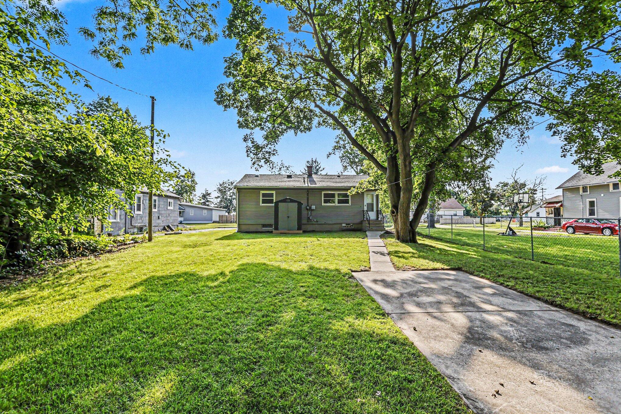 1166 Hurd Avenue Benton Harbor MI 49022