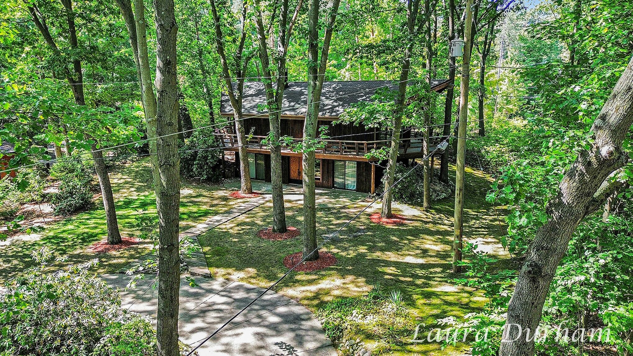 6480 Island Lake Road Holland MI 49423
