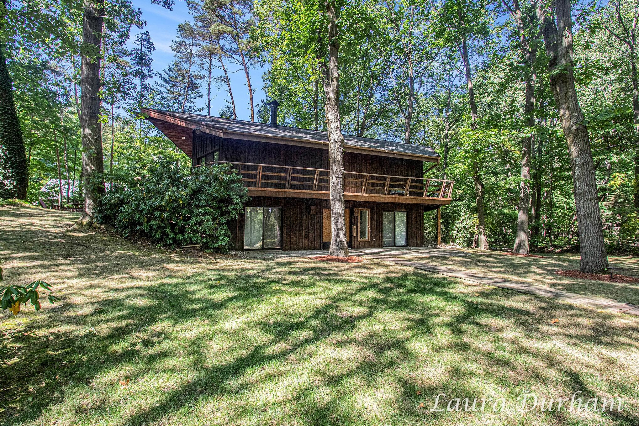6480 Island Lake Road Holland MI 49423
