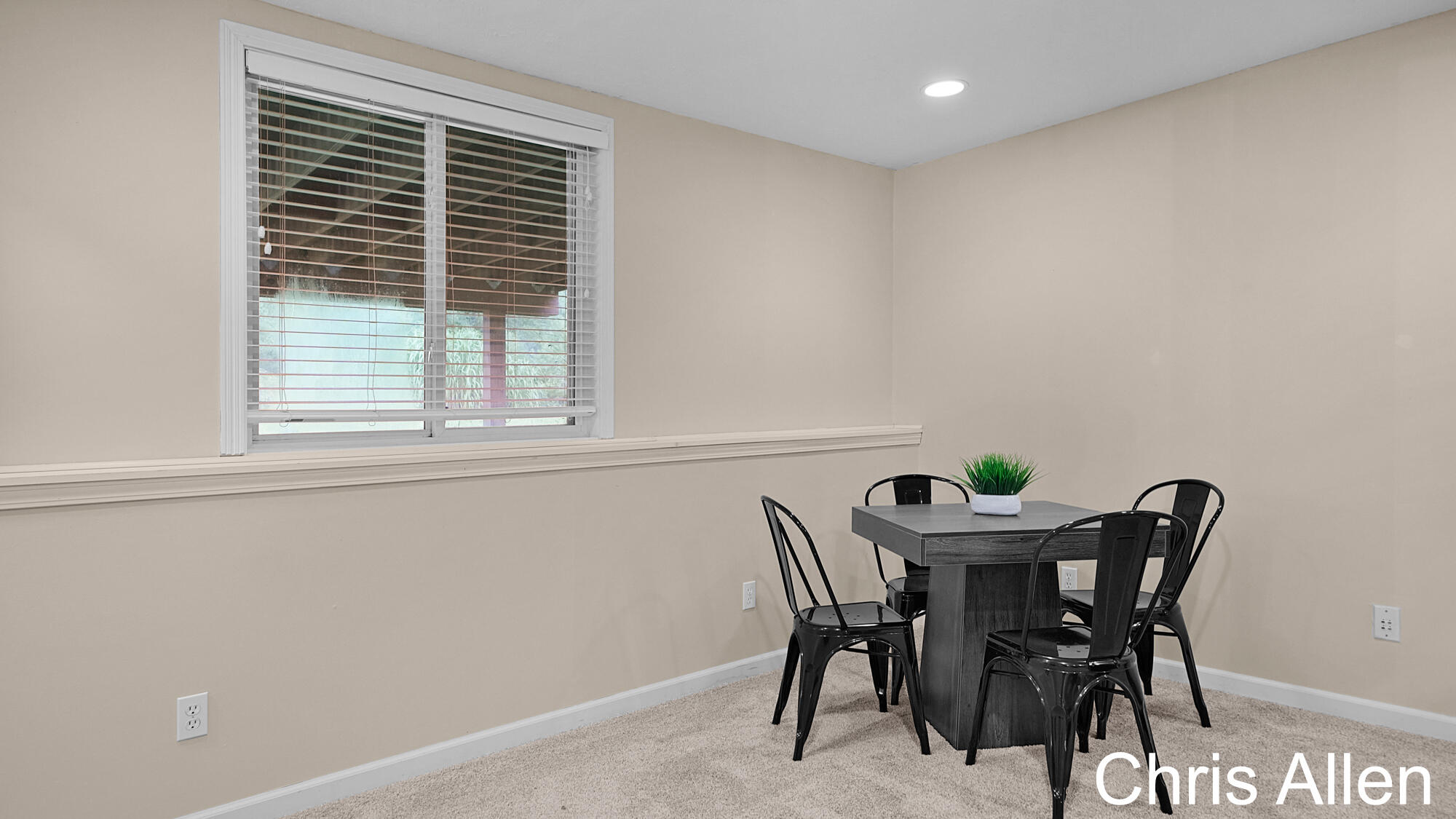 3051 Woodglen Street NW Grand Rapids MI 49504