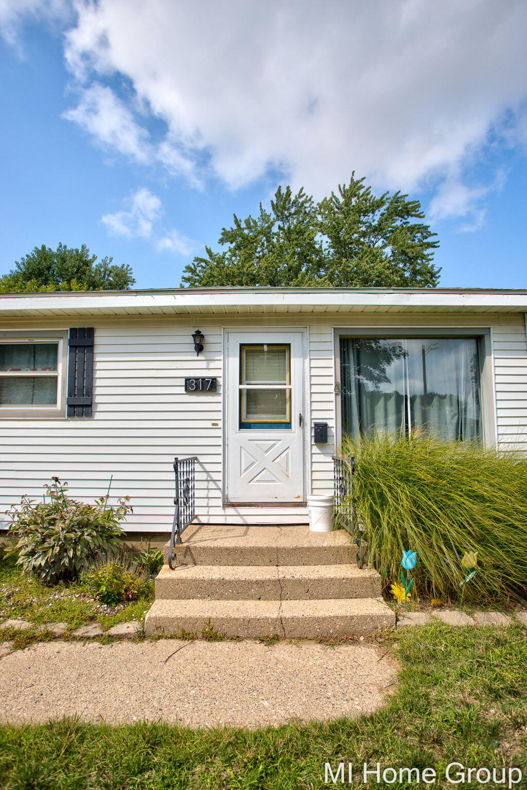 317 W 28th Street Holland MI 49423