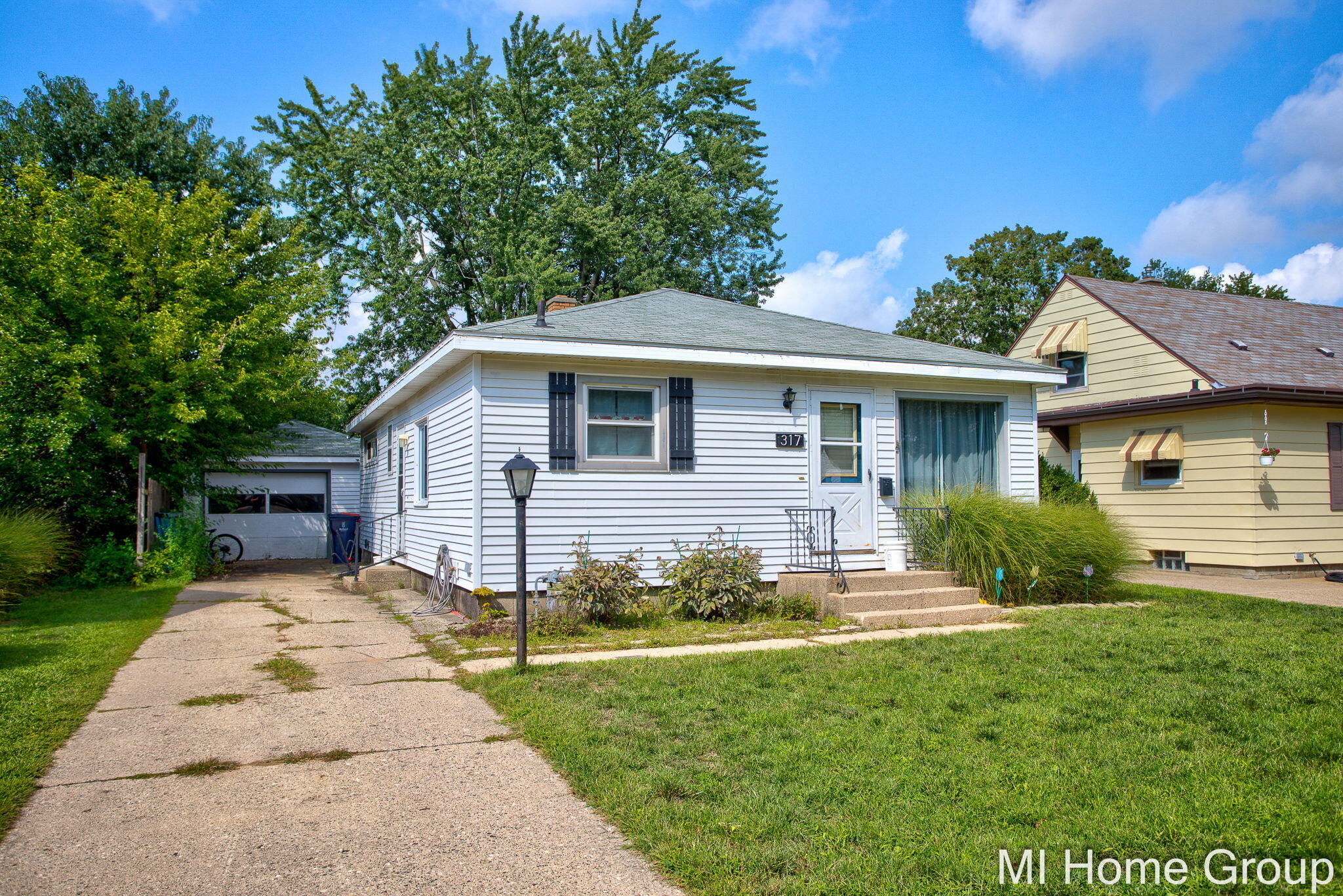317 W 28th Street Holland MI 49423