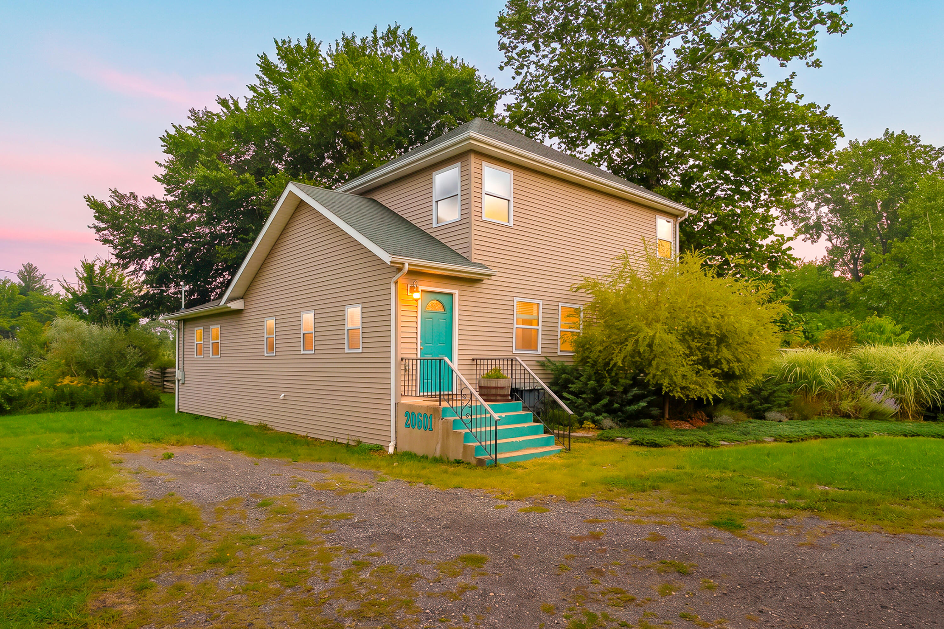 20601 M 140 Highway South Haven MI 49090