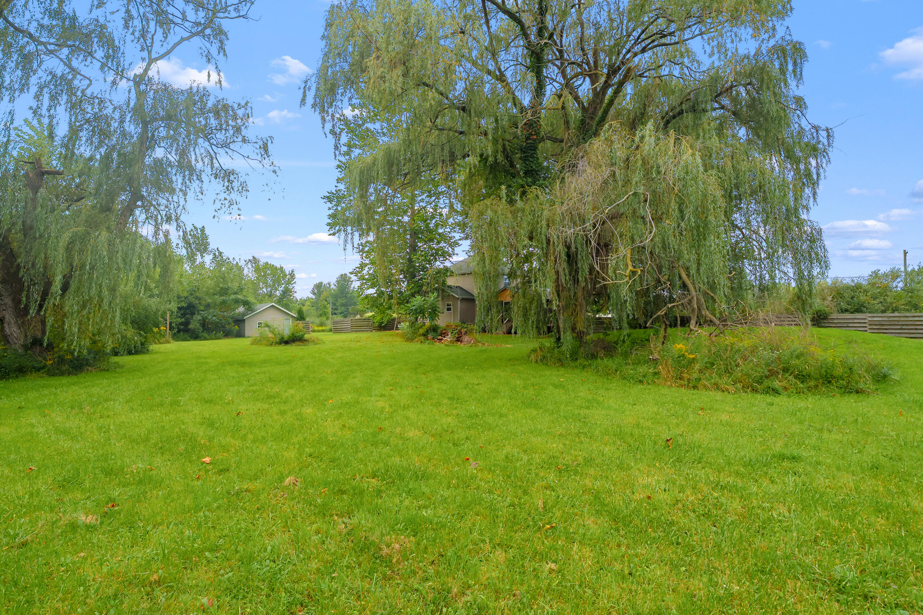 20601 M 140 Highway South Haven MI 49090