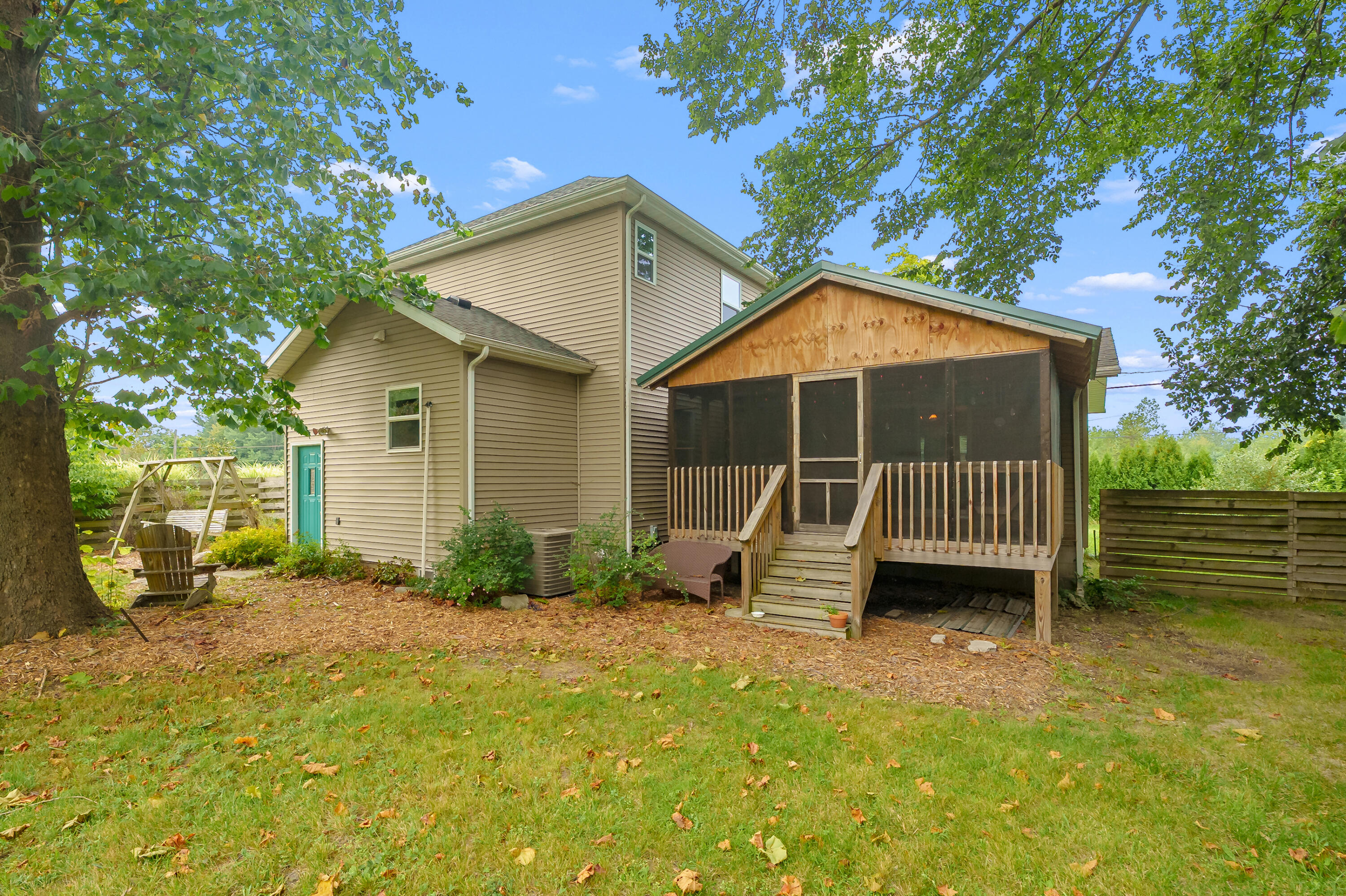 20601 M 140 Highway South Haven MI 49090