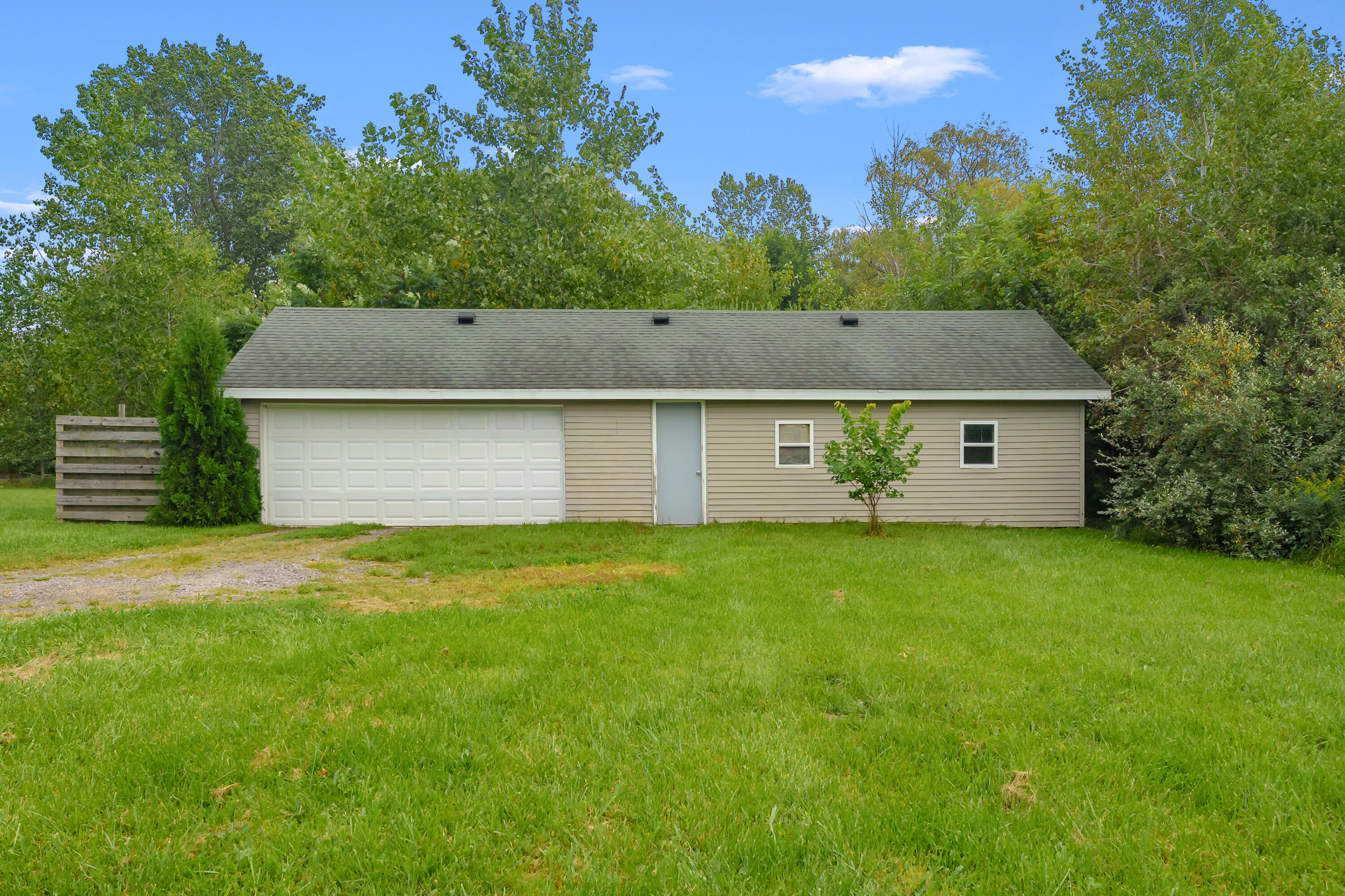 20601 M 140 Highway South Haven MI 49090