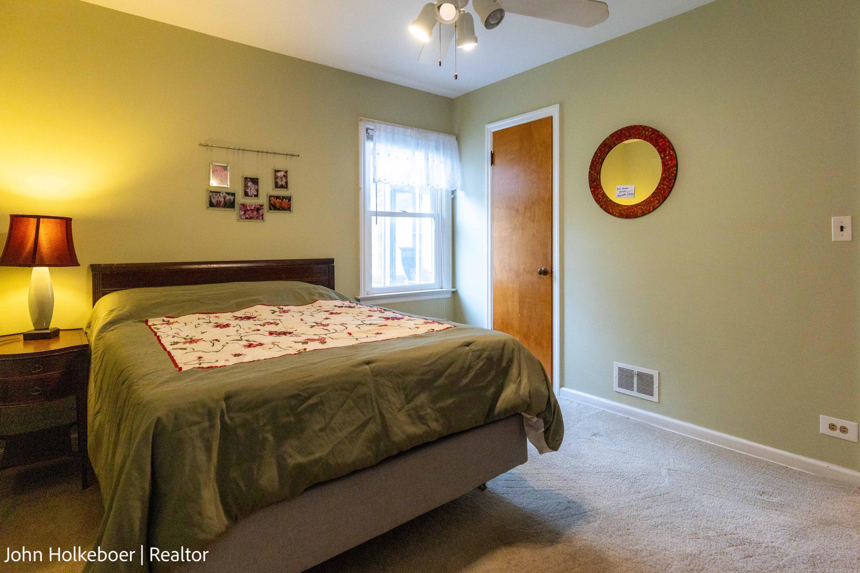 2226 College Avenue SE Grand Rapids MI 49507