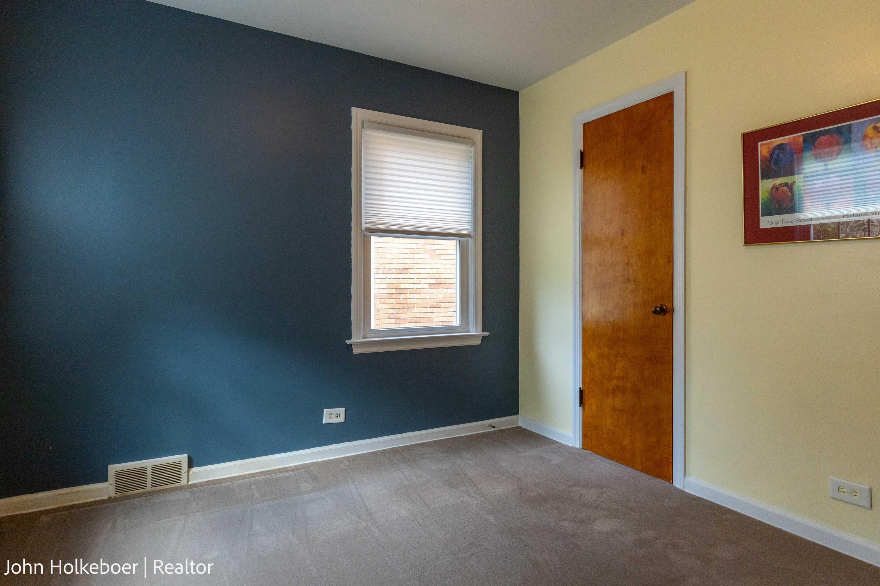 2226 College Avenue SE Grand Rapids MI 49507