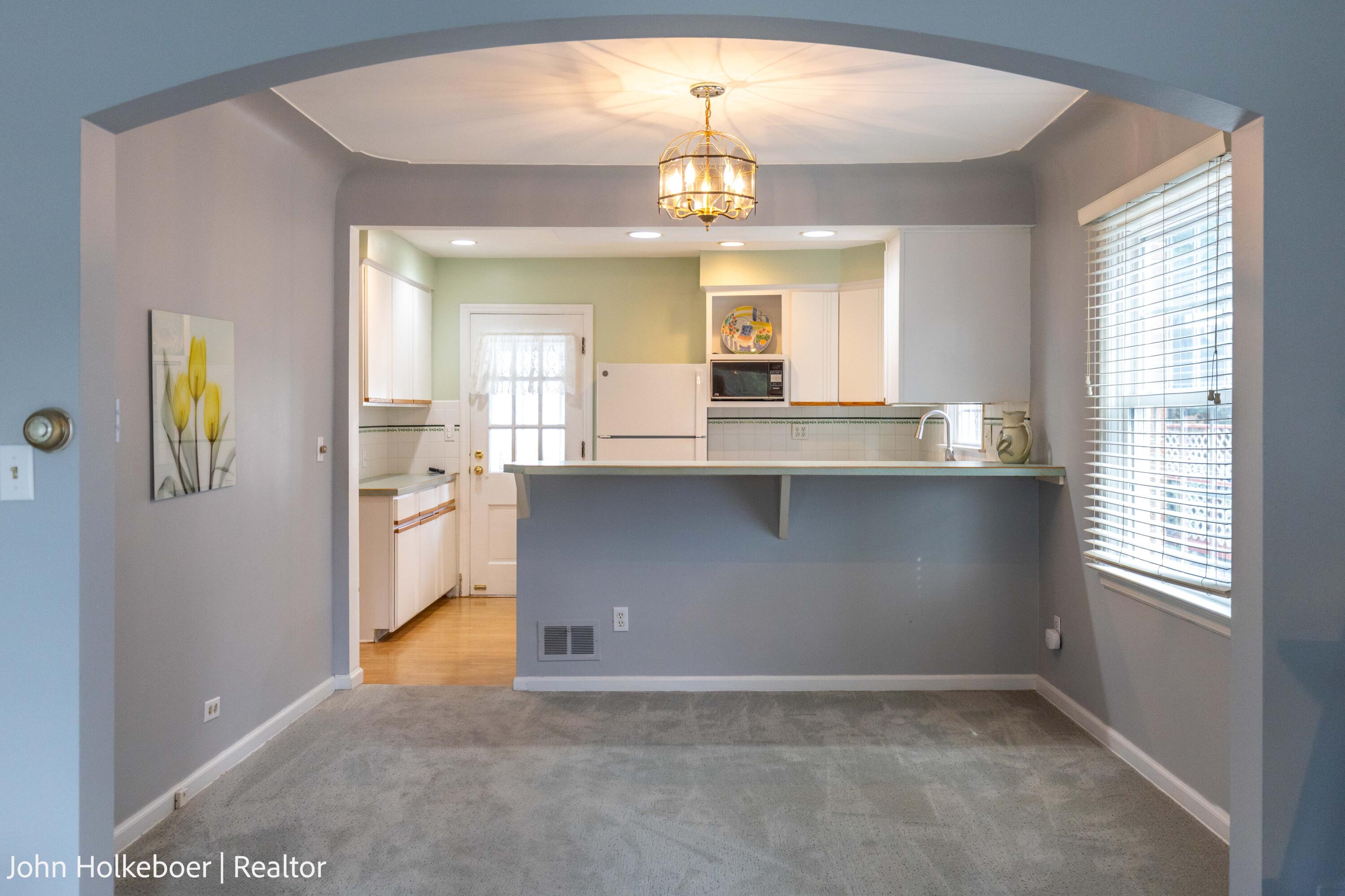 2226 College Avenue SE Grand Rapids MI 49507