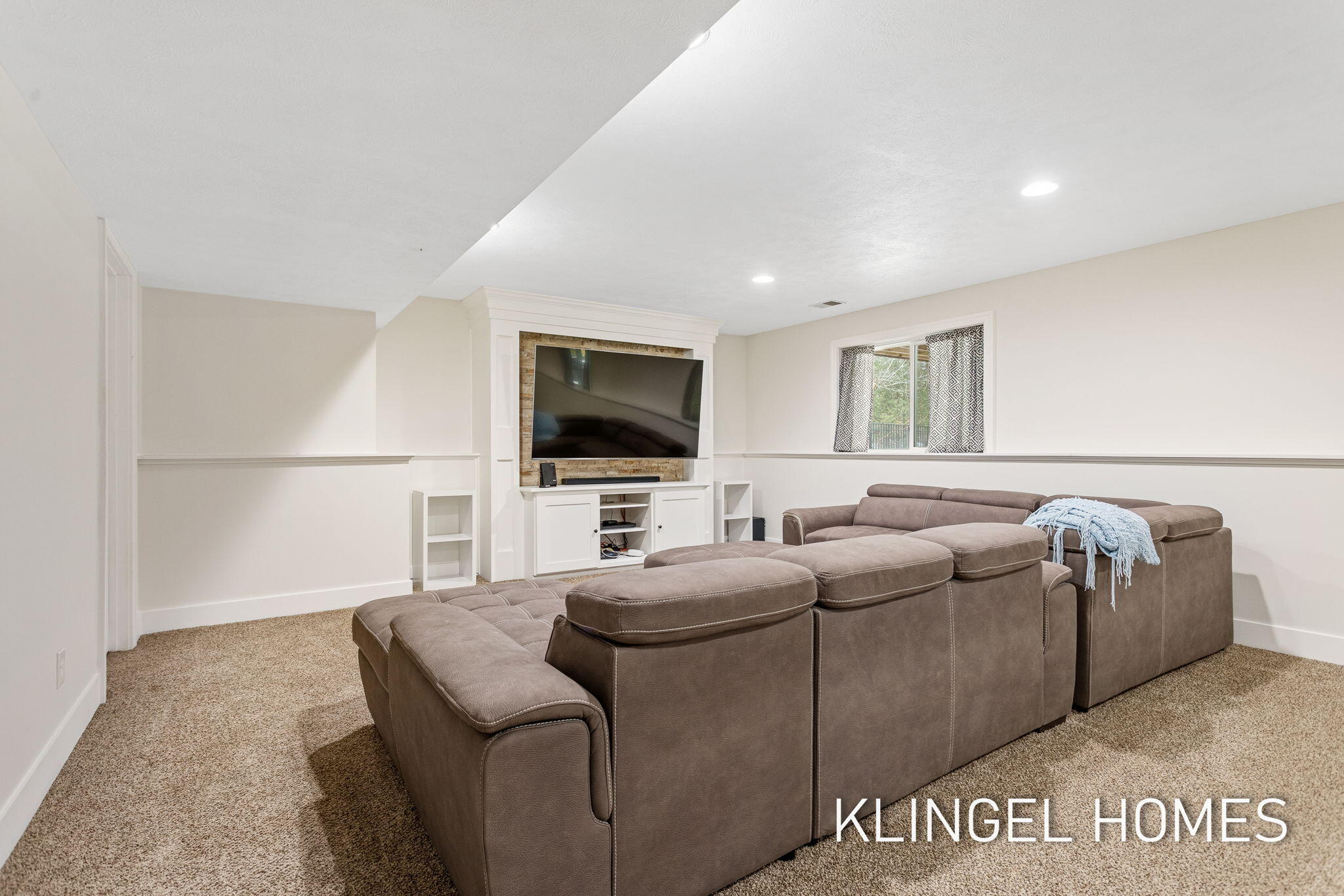 16831 Watersedge Drive Grand Haven MI 49417