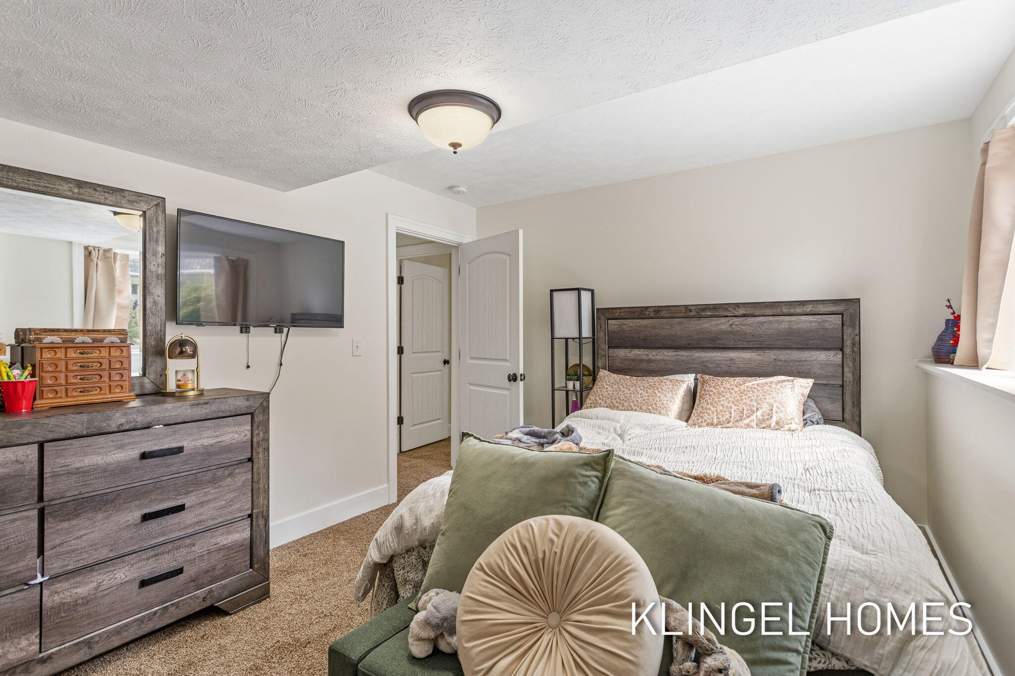 16831 Watersedge Drive Grand Haven MI 49417