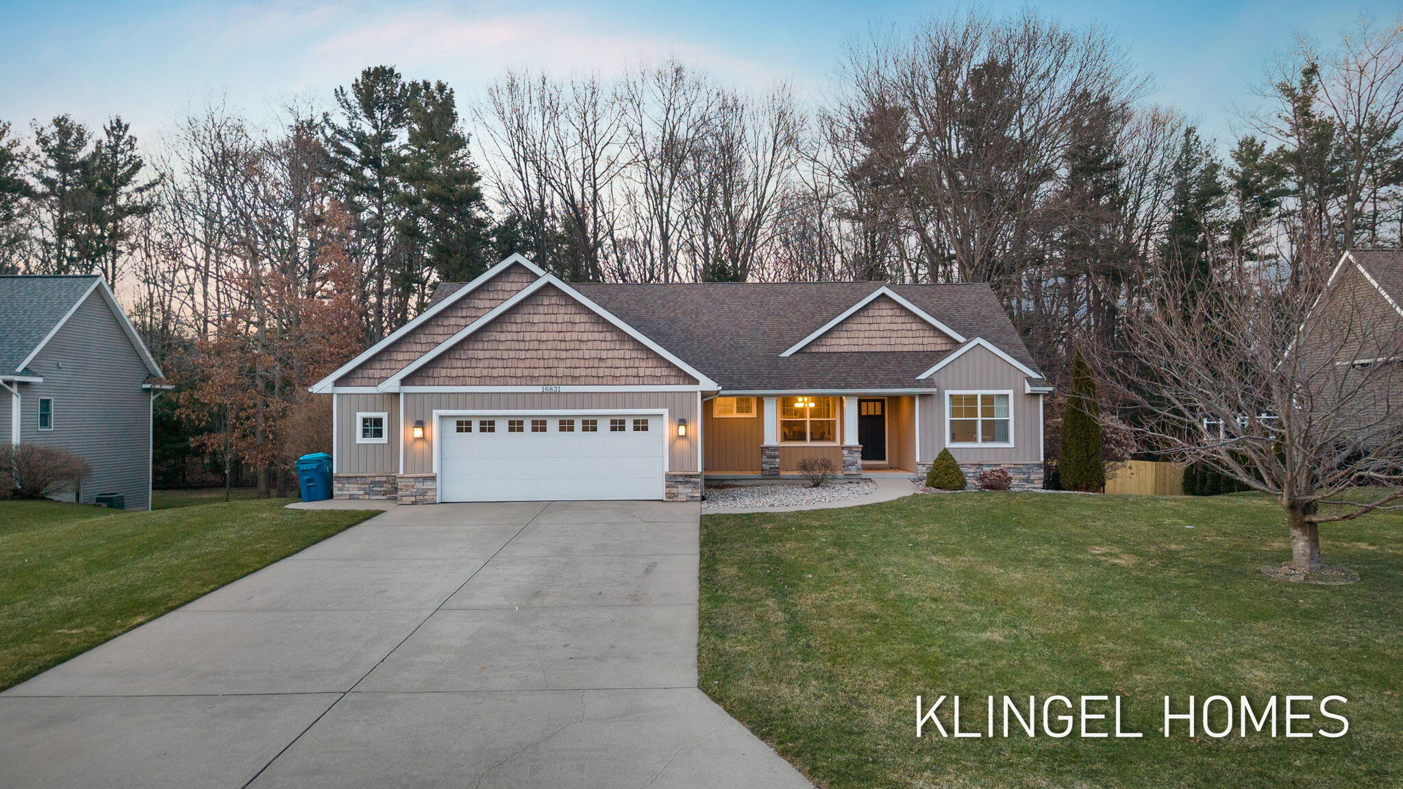 16831 Watersedge Drive Grand Haven MI 49417