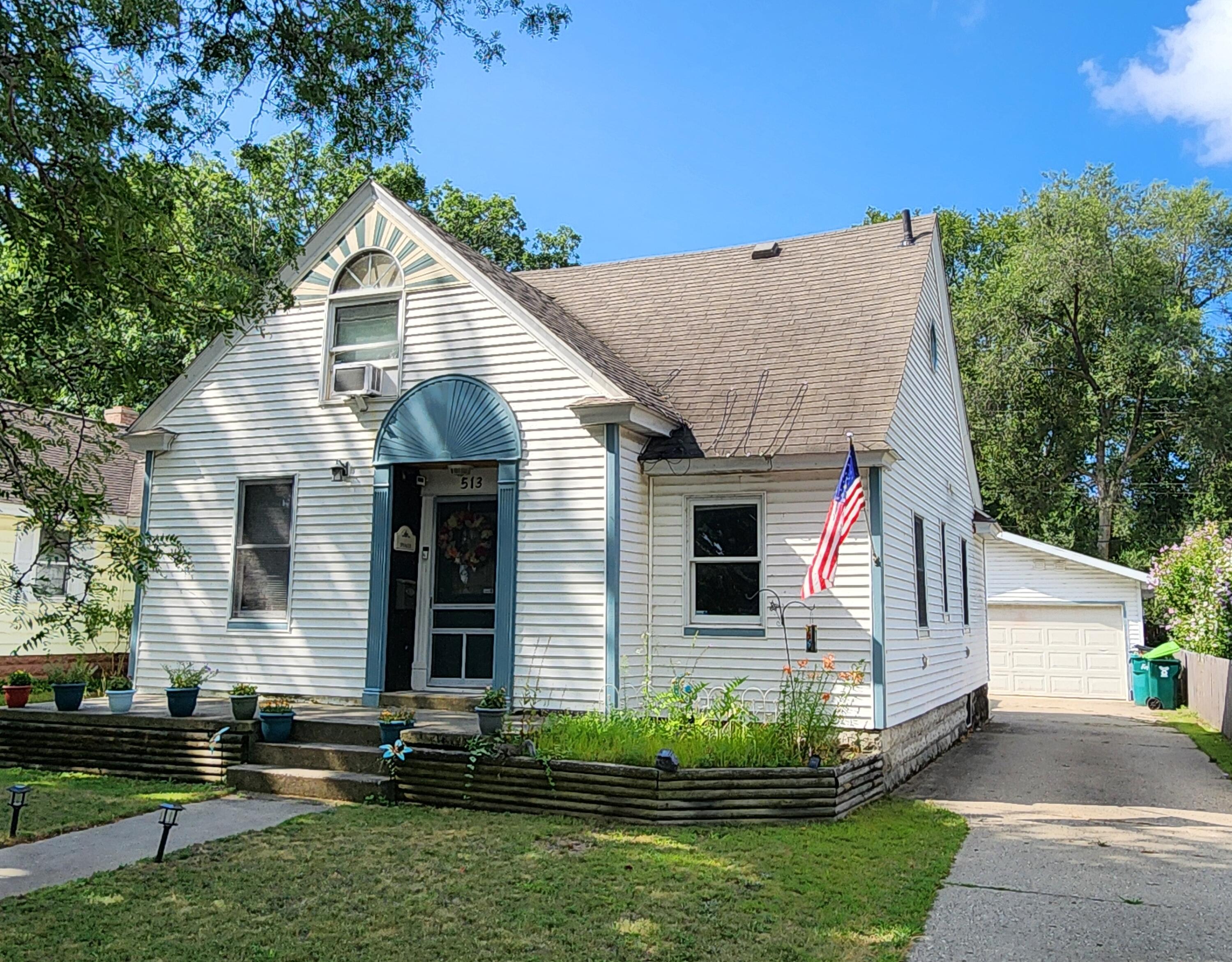 513 Fowler Street Muskegon MI 49445